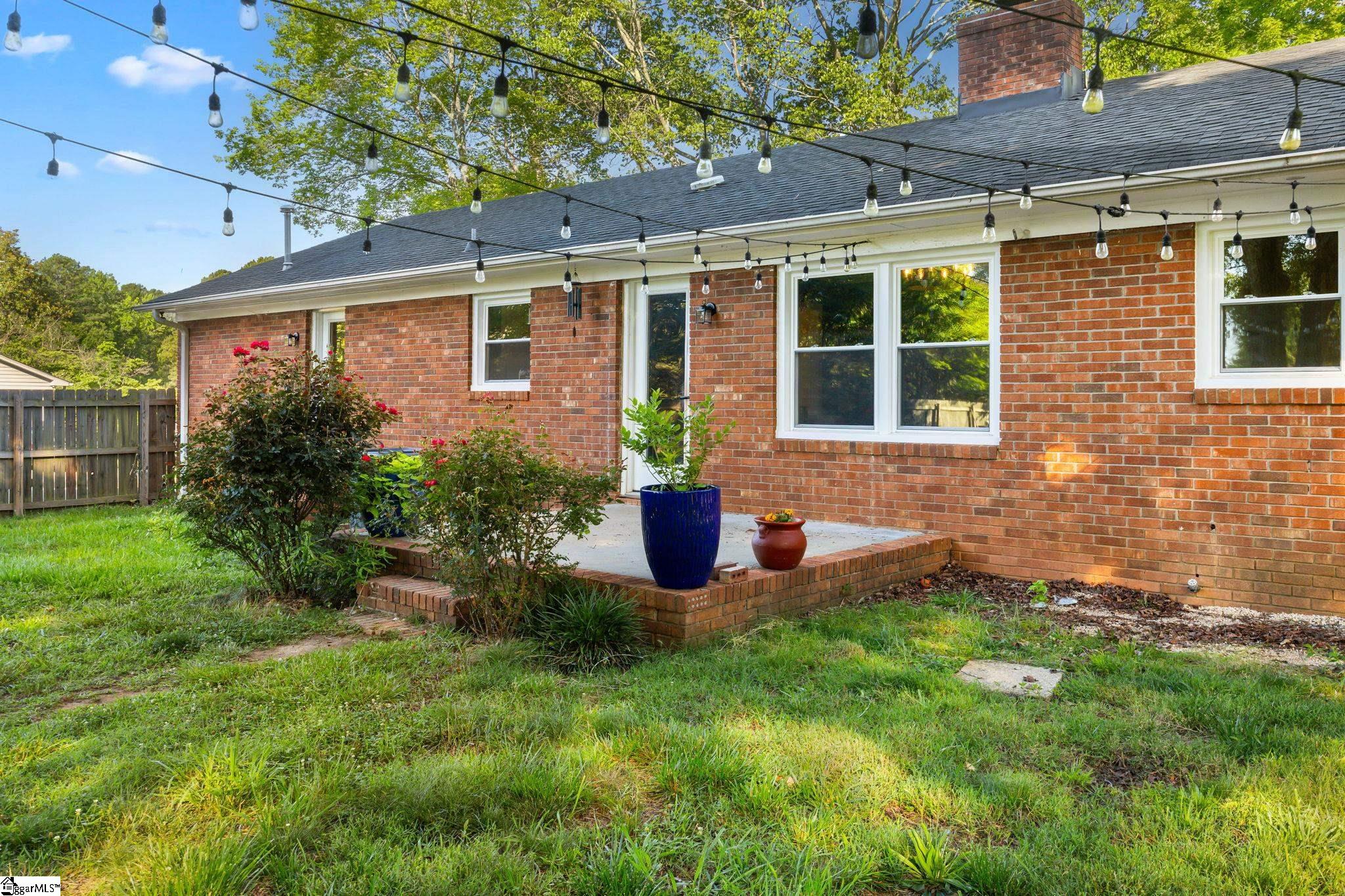 737 Lucerne Drive Spartanburg, SC 29302