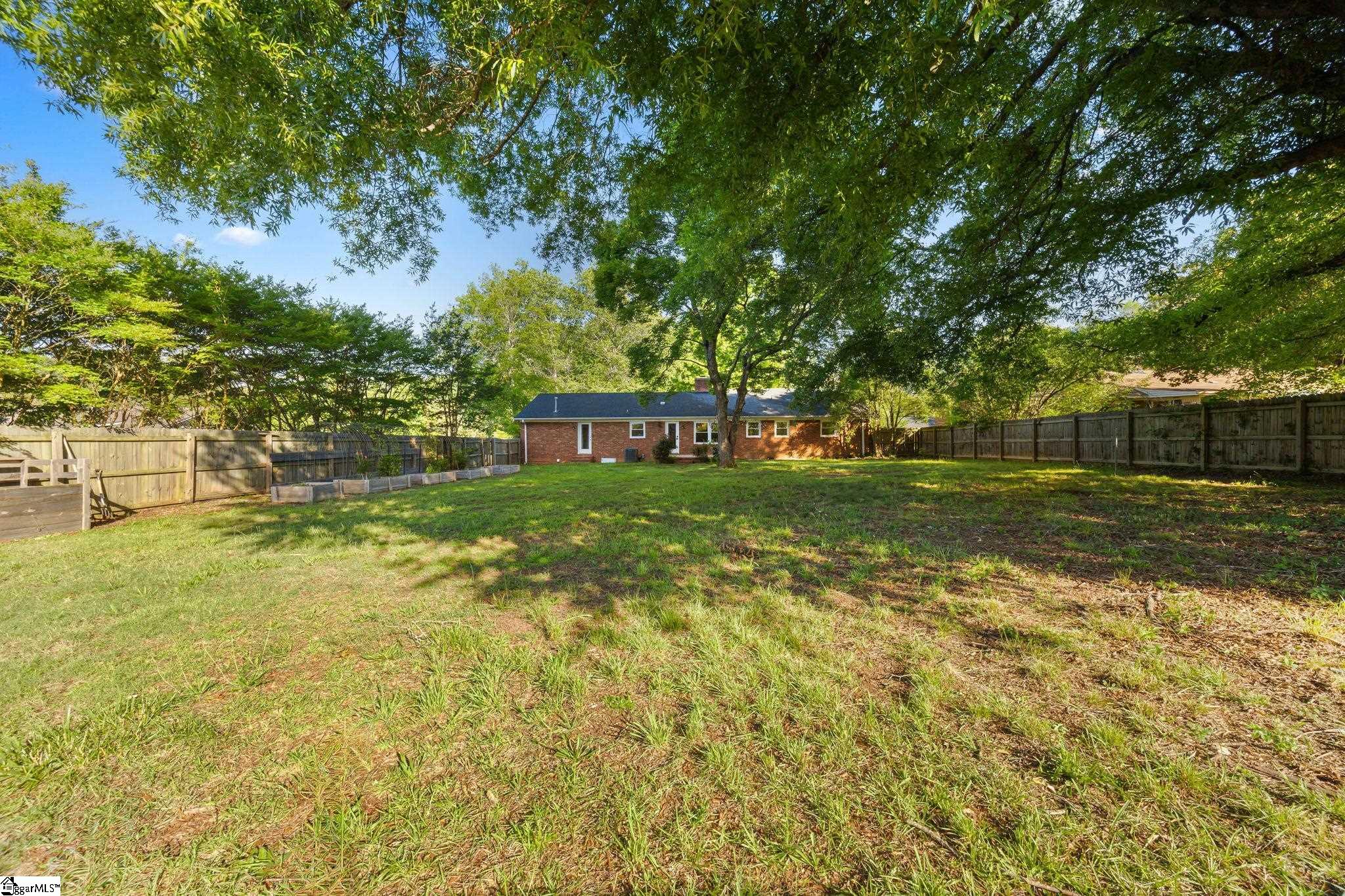 737 Lucerne Drive Spartanburg, SC 29302