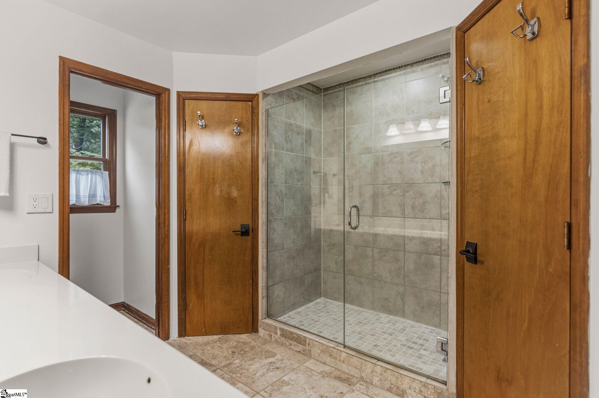 868 Bulls Road Taylors, SC 29687