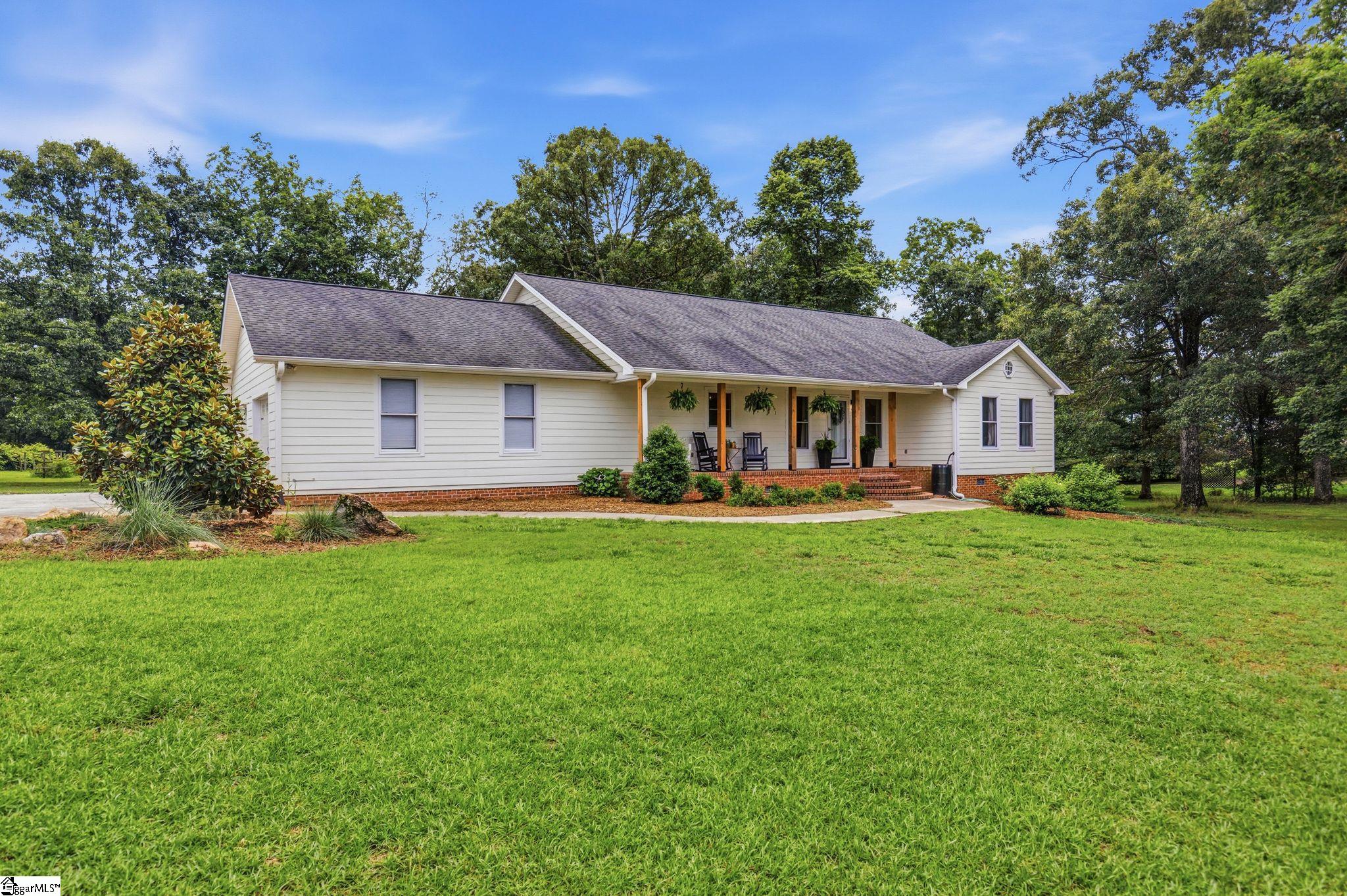 868 Bulls Road Taylors, SC 29687