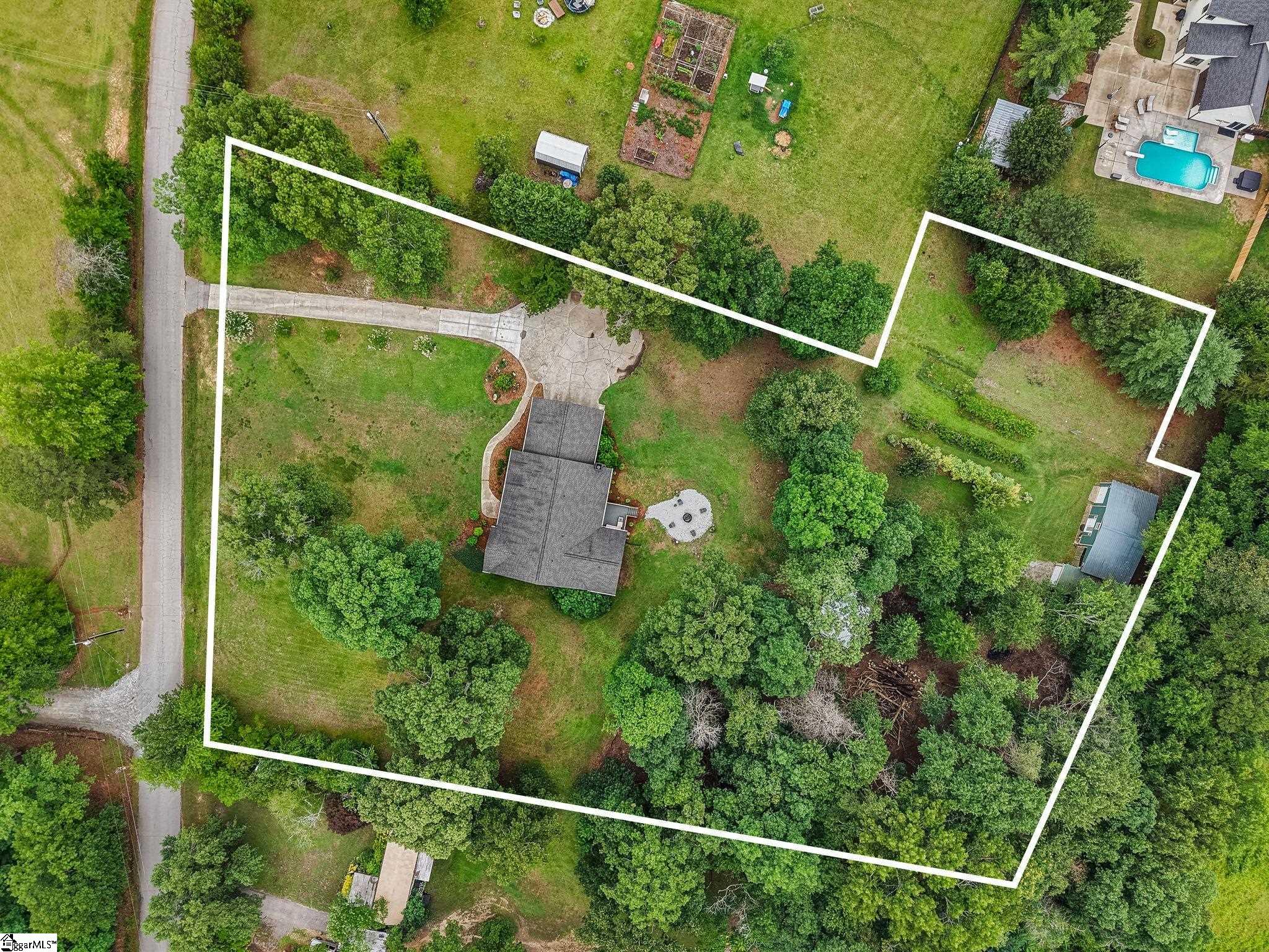 868 Bulls Road Taylors, SC 29687