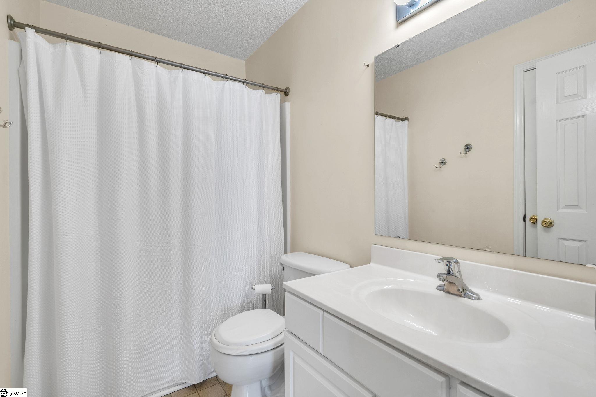 424 Woodfield Drive Piedmont, SC 29673
