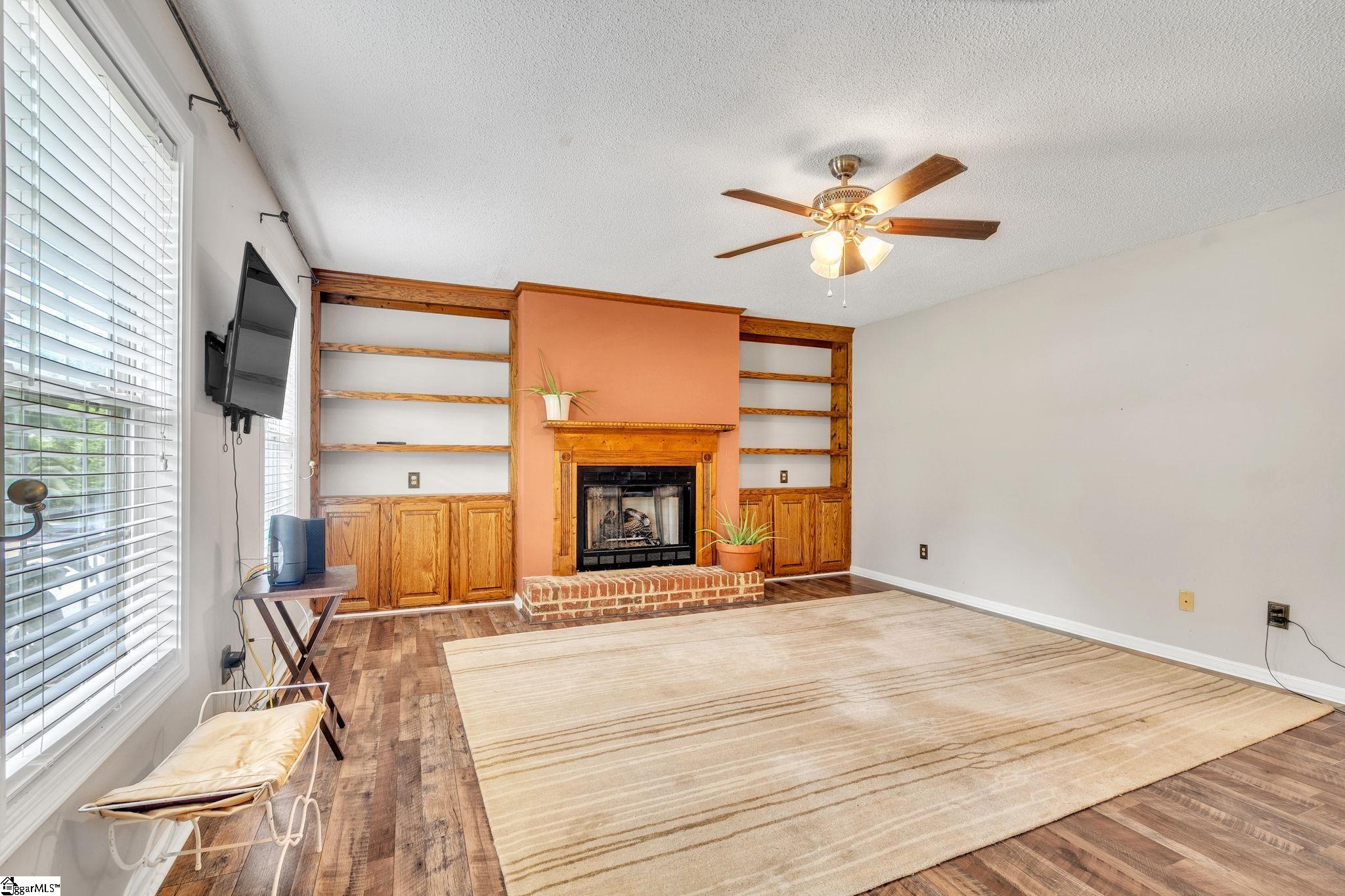 424 Woodfield Drive Piedmont, SC 29673
