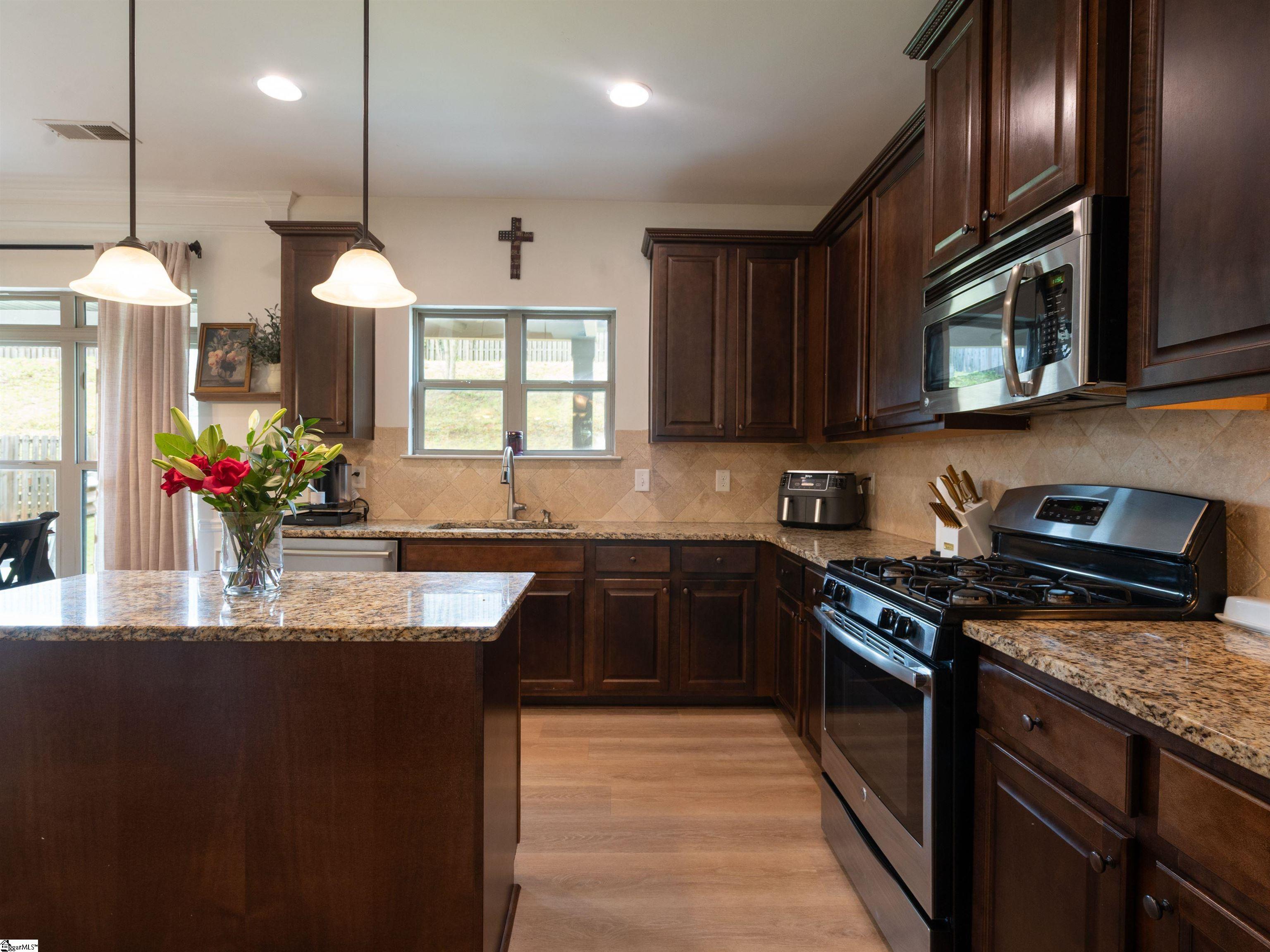 112 Border Avenue Simpsonville, SC 29680