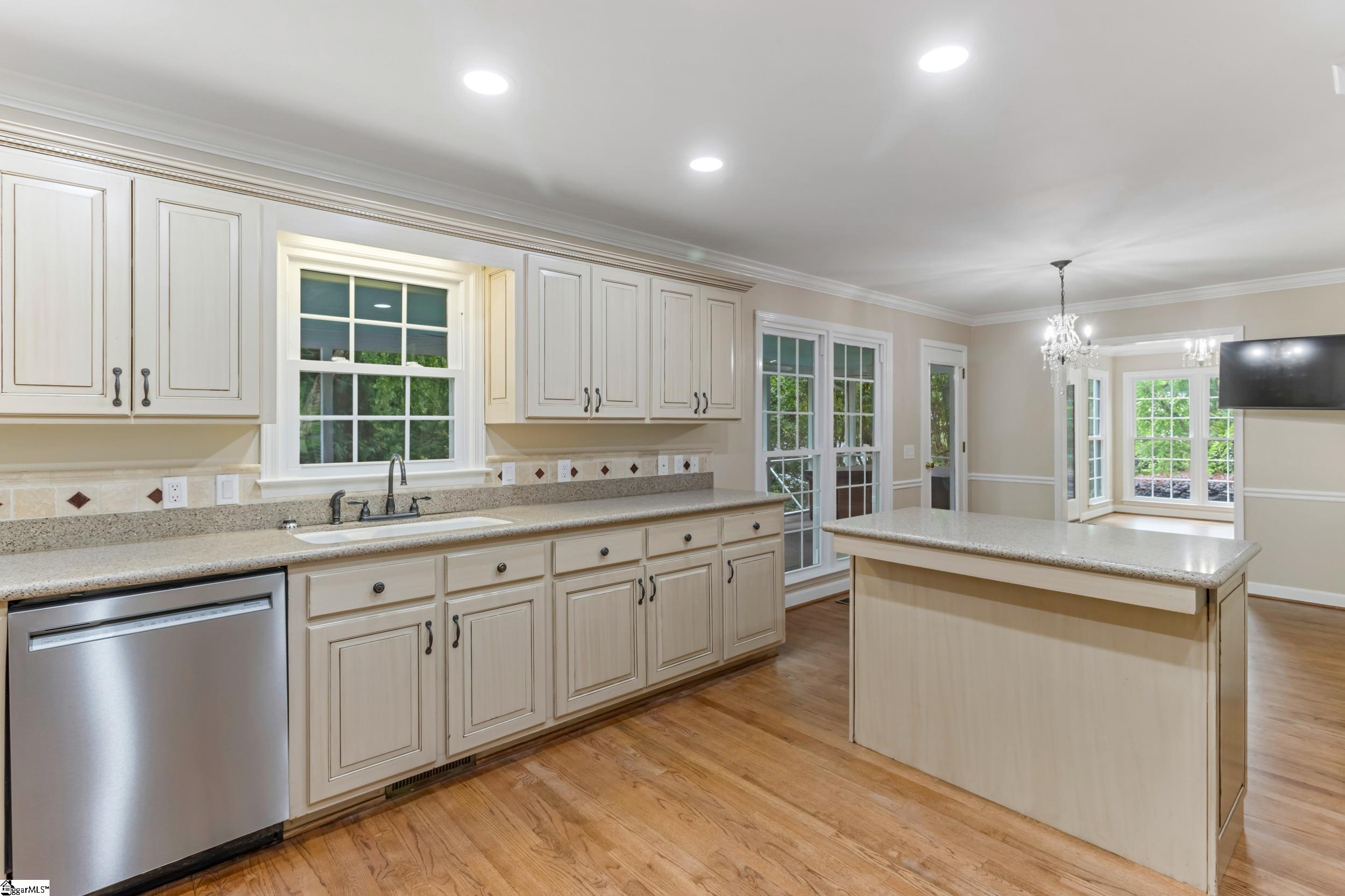 100 Moss Creek Court Greenville, SC 29609