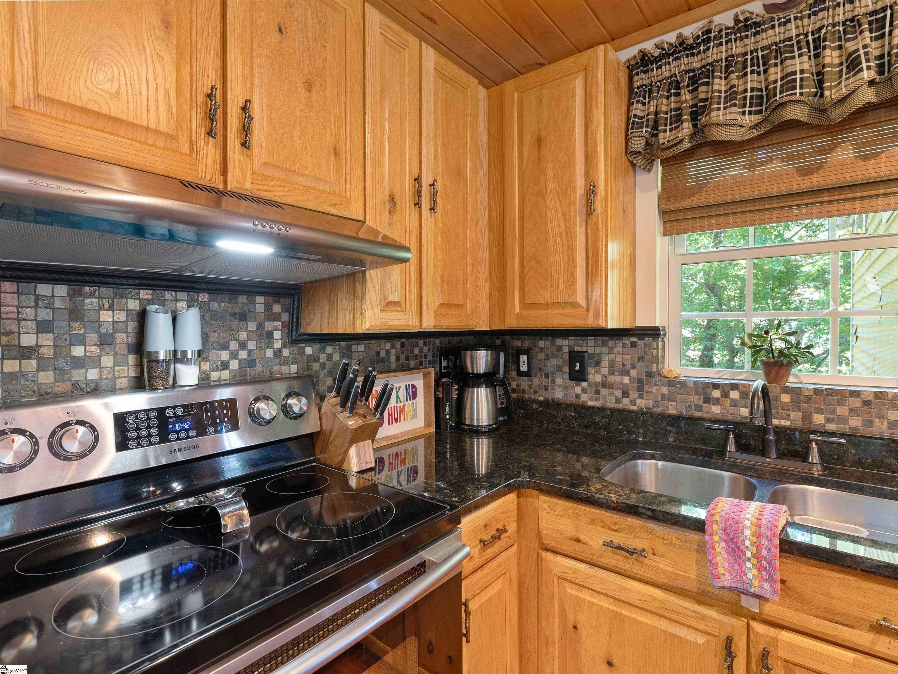 339 Jumping Branch Road Tamassee, SC 29686