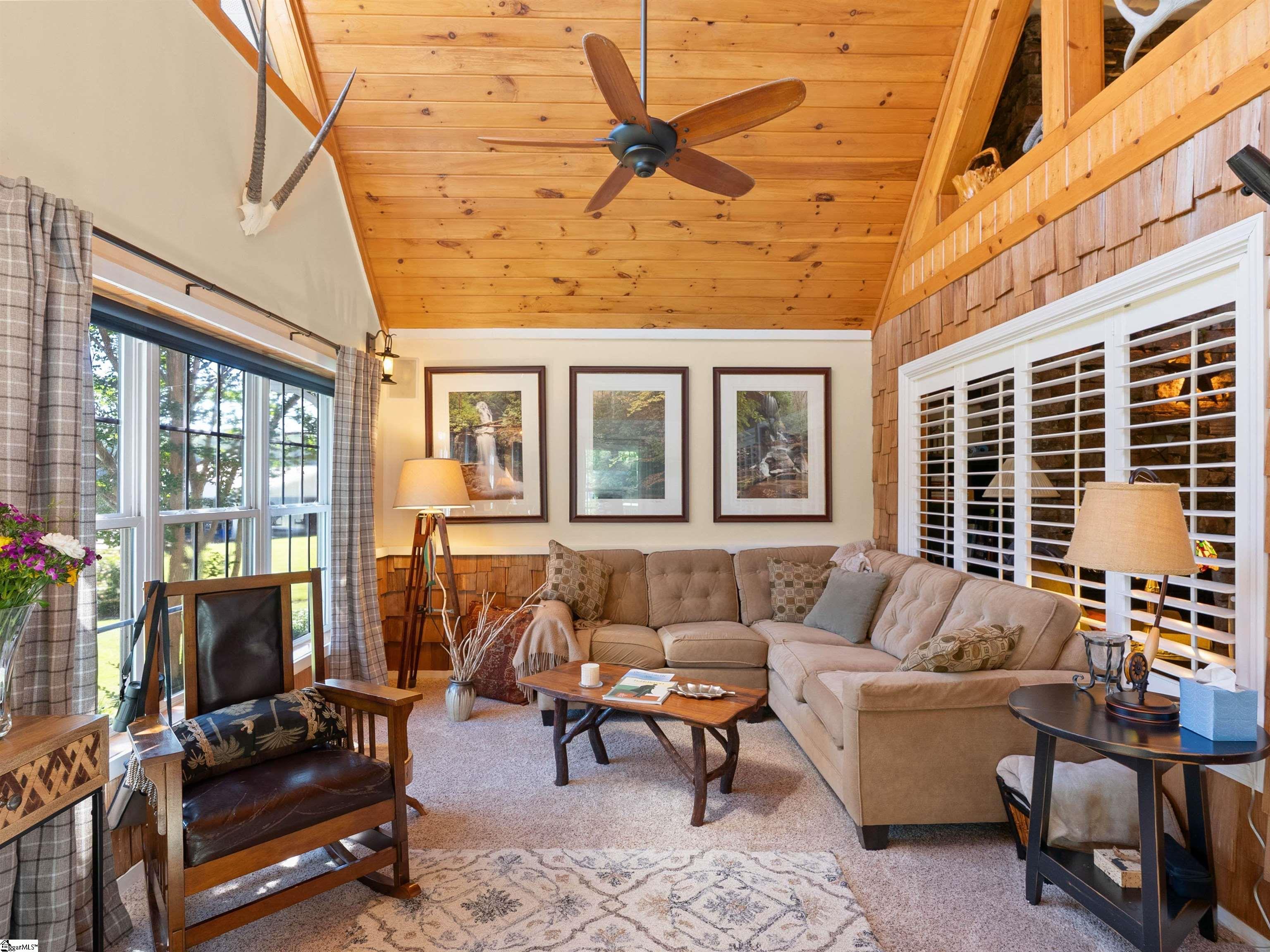 339 Jumping Branch Road Tamassee, SC 29686