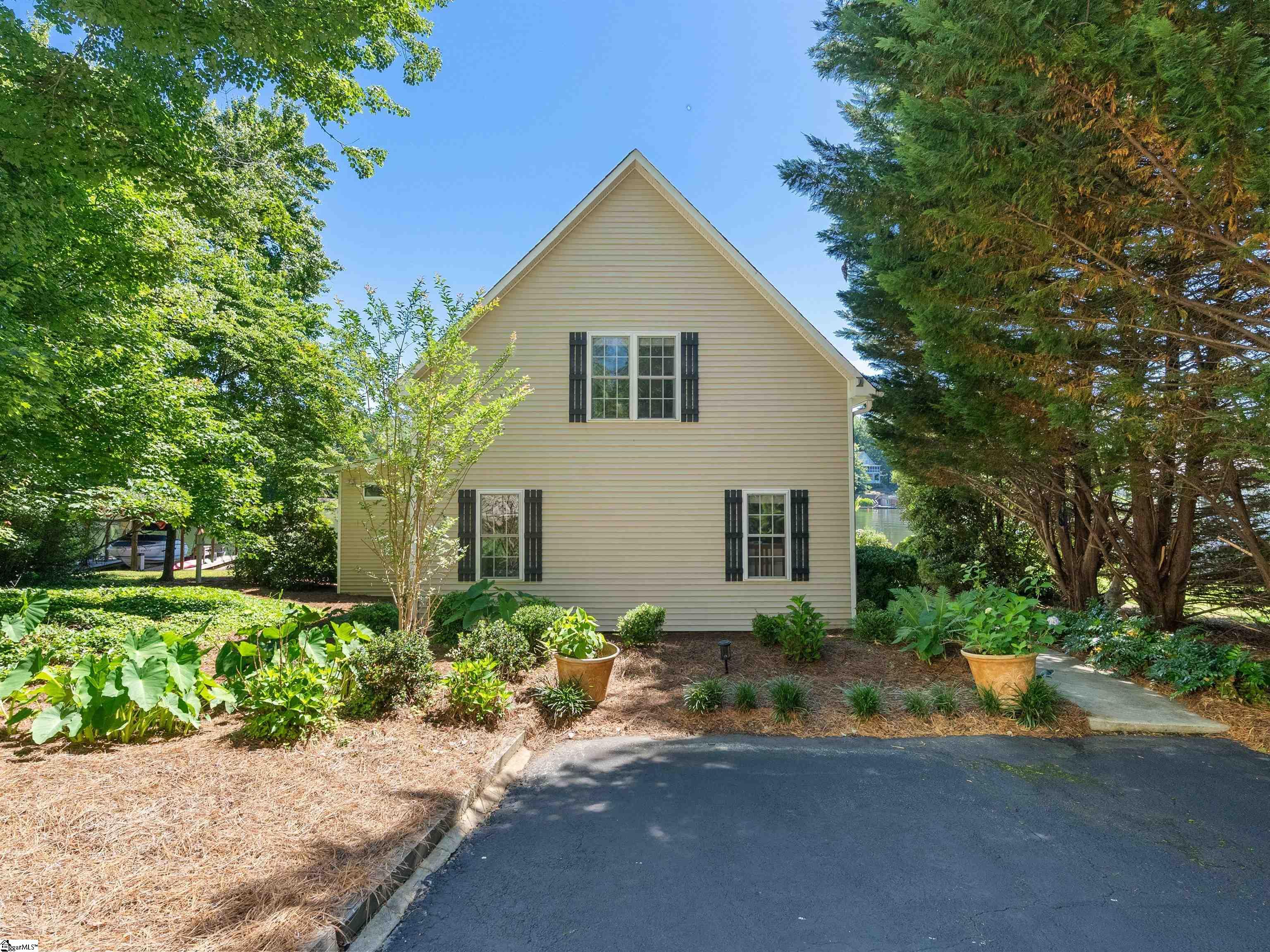 339 Jumping Branch Road Tamassee, SC 29686