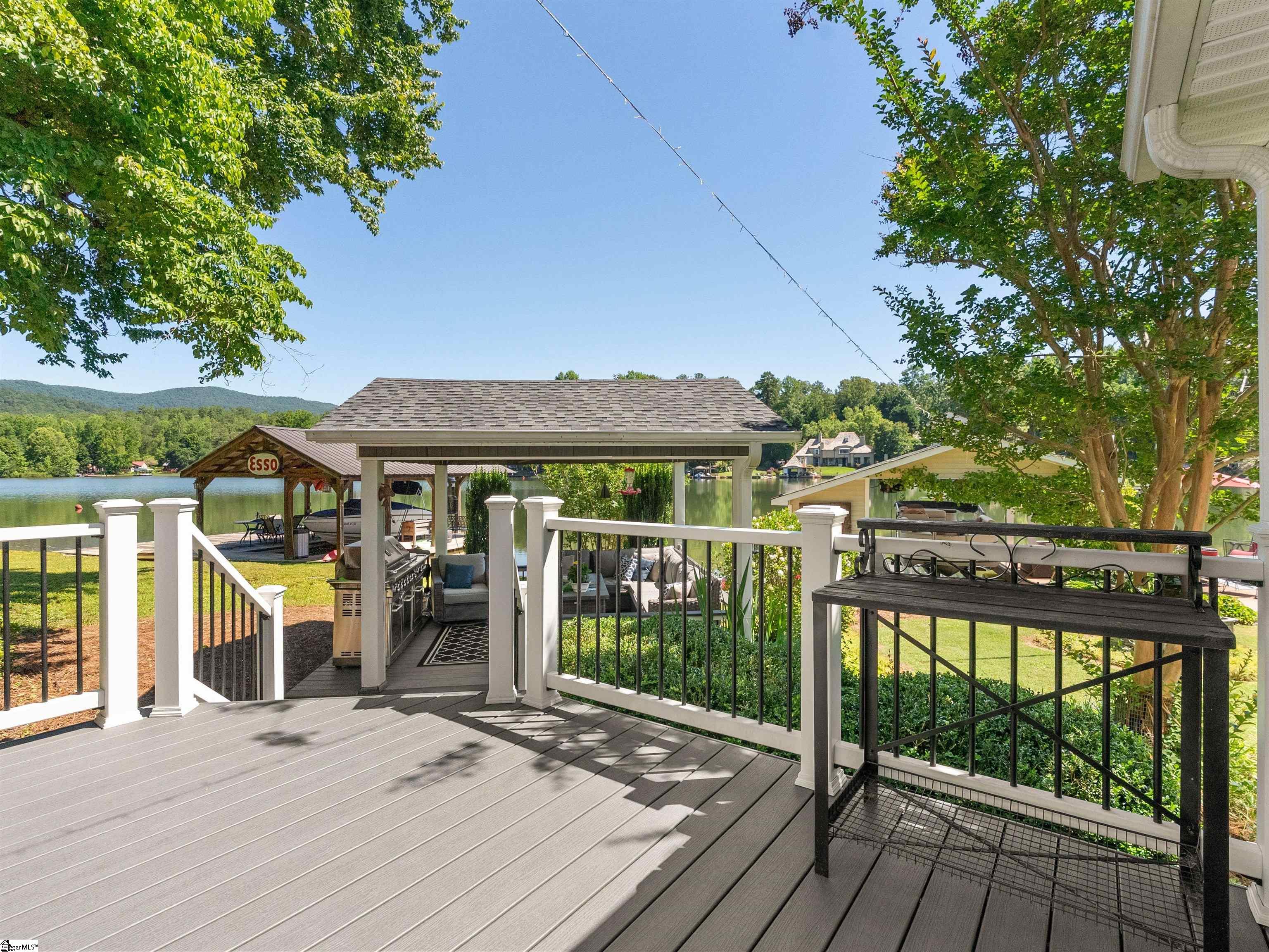 339 Jumping Branch Road Tamassee, SC 29686
