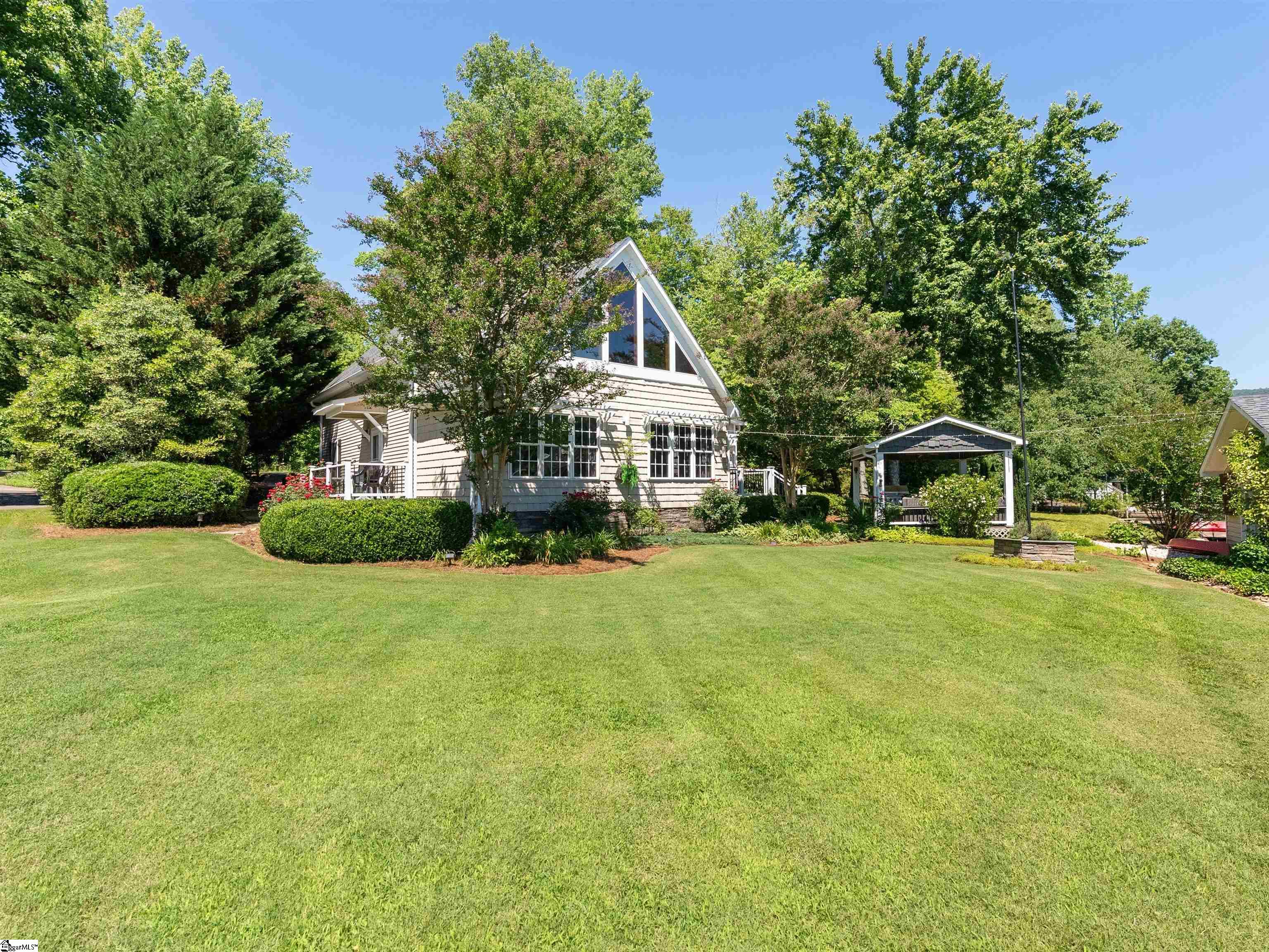 339 Jumping Branch Road Tamassee, SC 29686