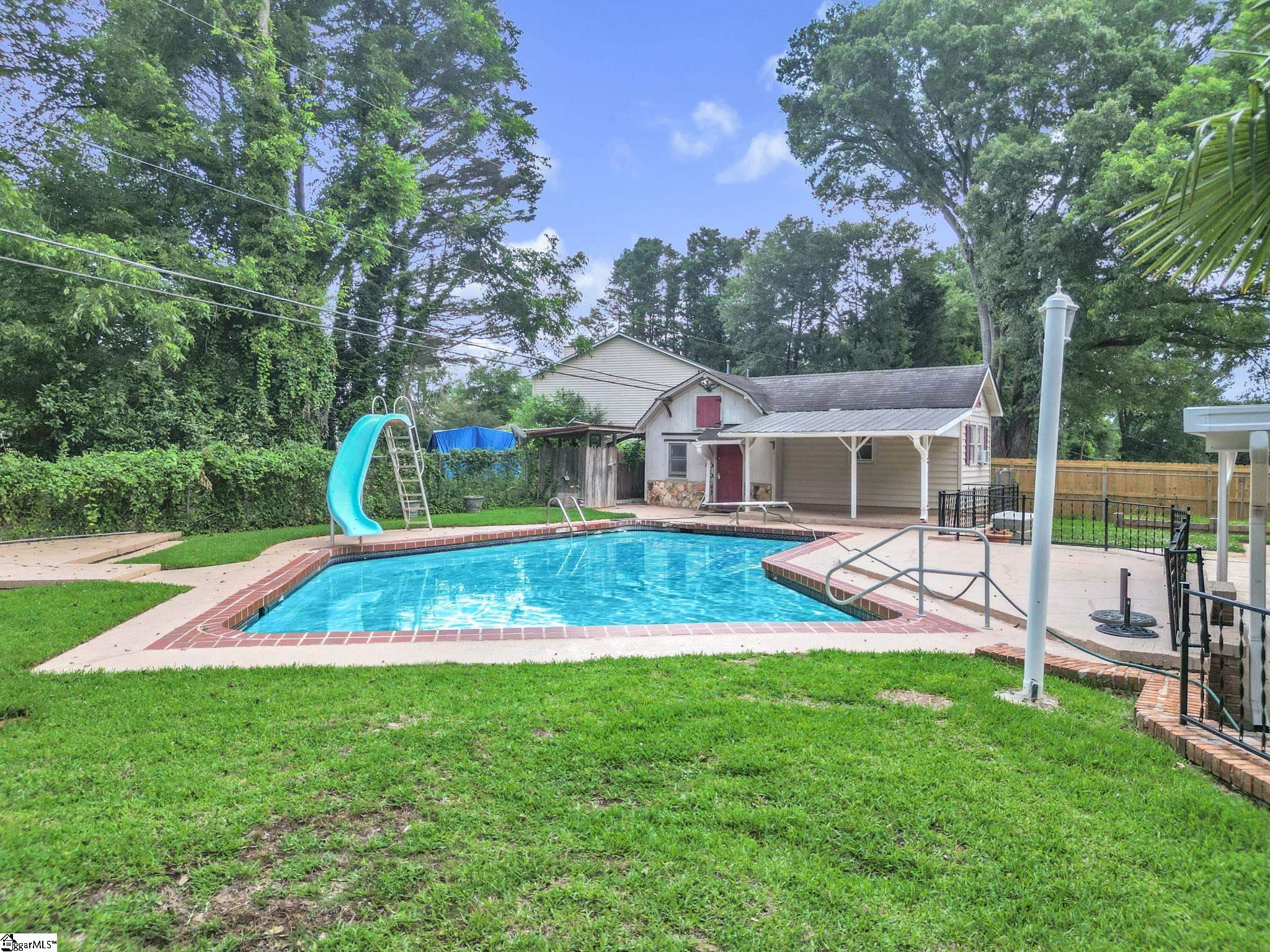 215 Timber Lane Anderson, SC 29621