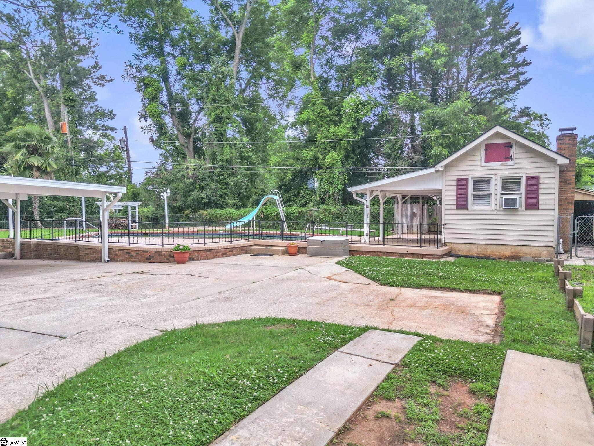 215 Timber Lane Anderson, SC 29621