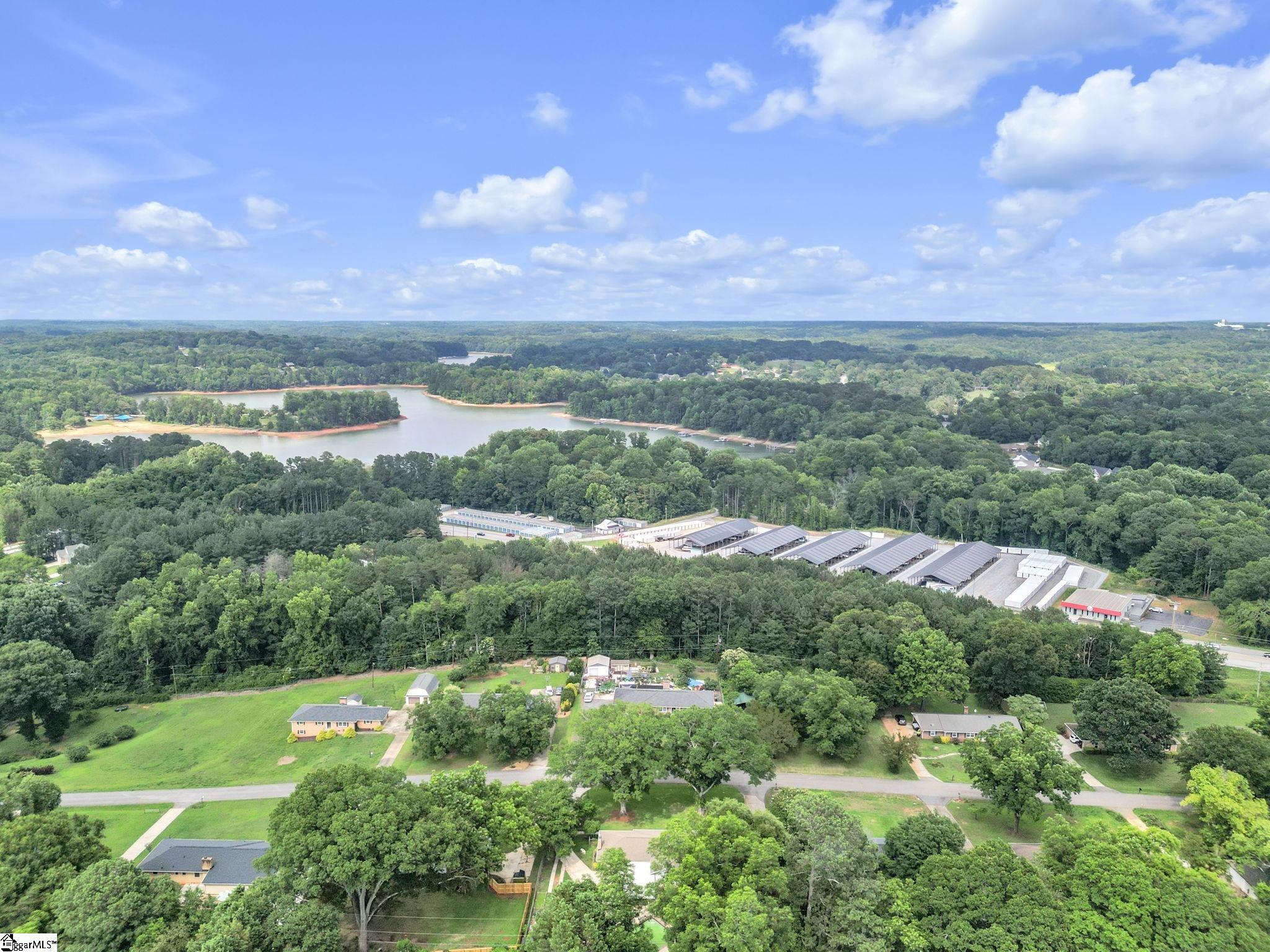 215 Timber Lane Anderson, SC 29621