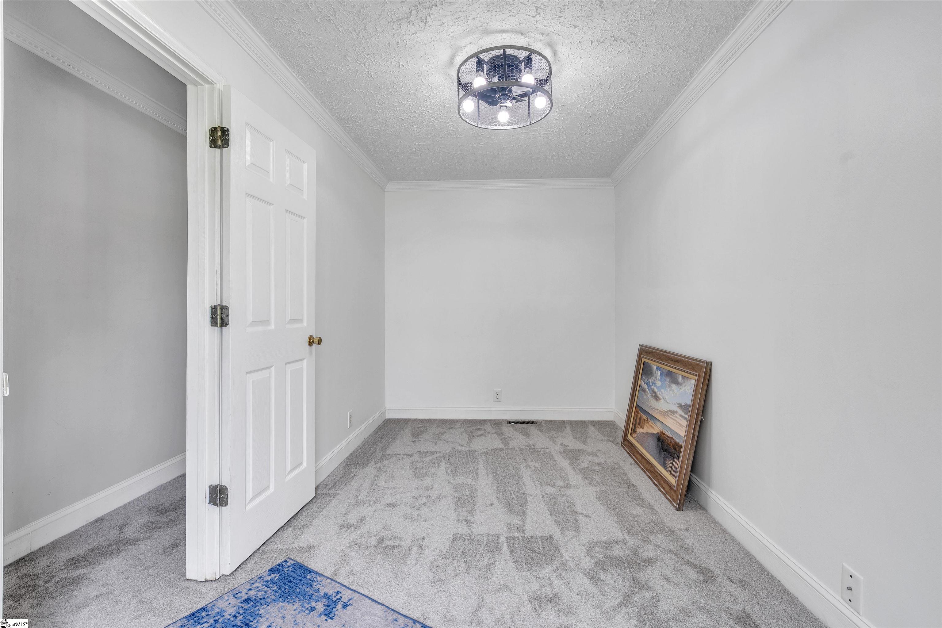 8 Spring Street Piedmont, SC 29673
