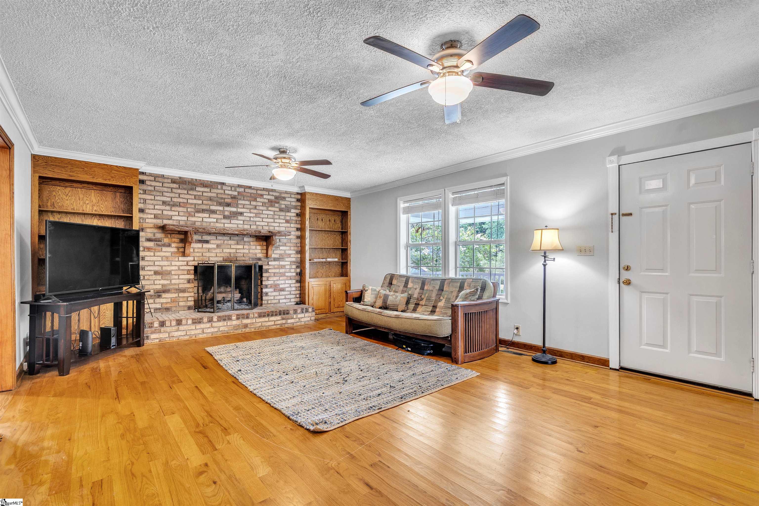 8 Spring Street Piedmont, SC 29673