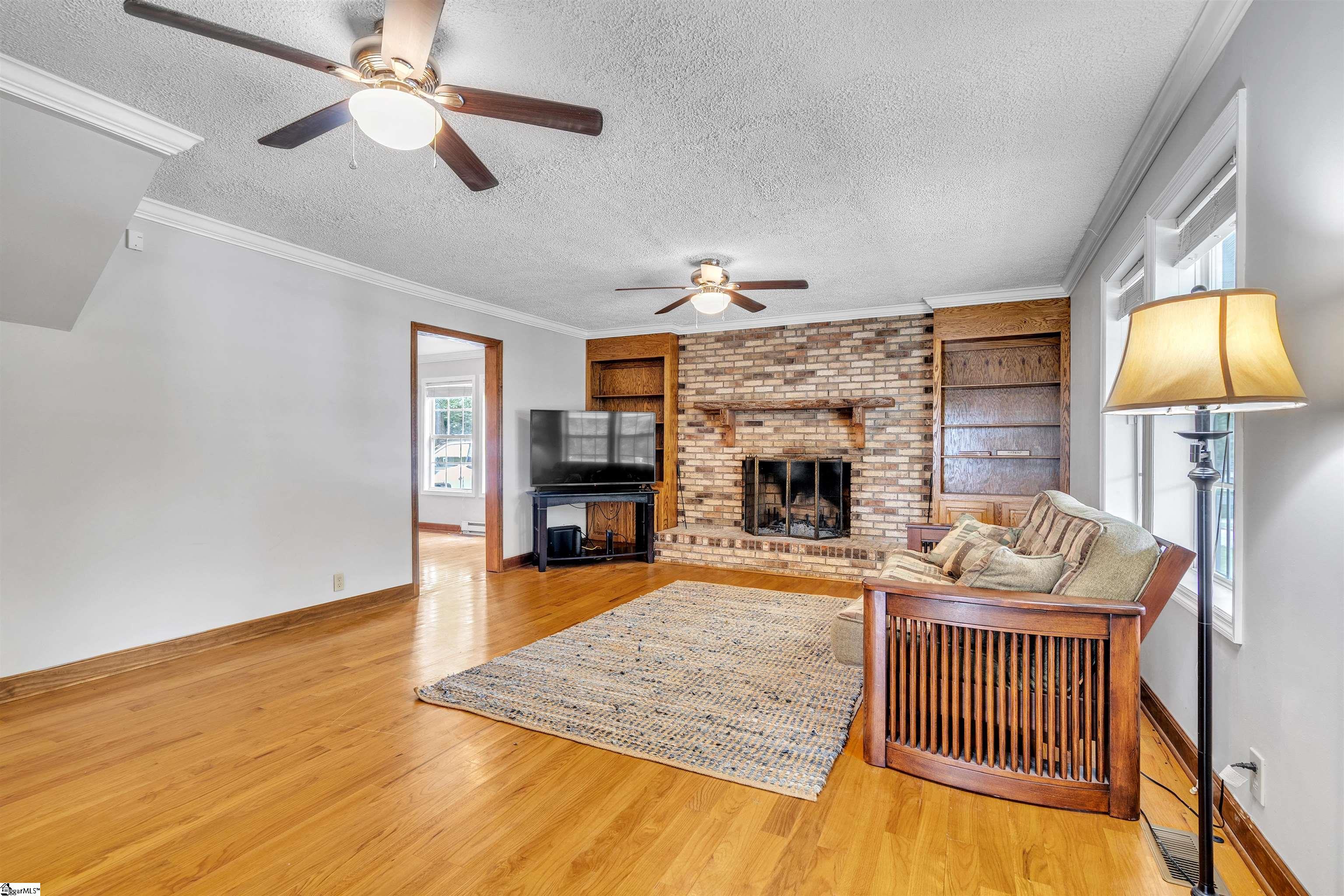 8 Spring Street Piedmont, SC 29673