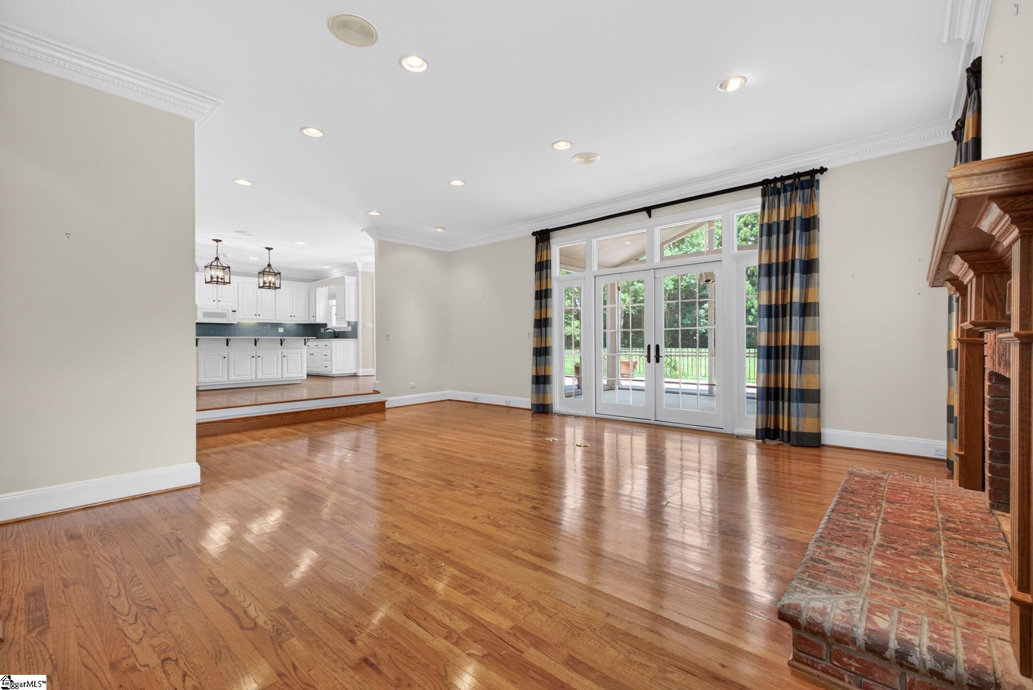 230 Kilgore Circle Simpsonville, SC 29681