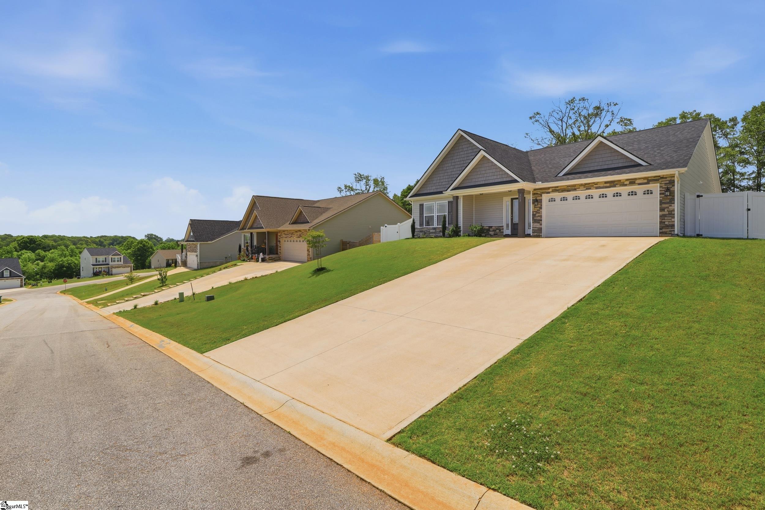 513 Fairlead Lane Chesnee, SC 29323