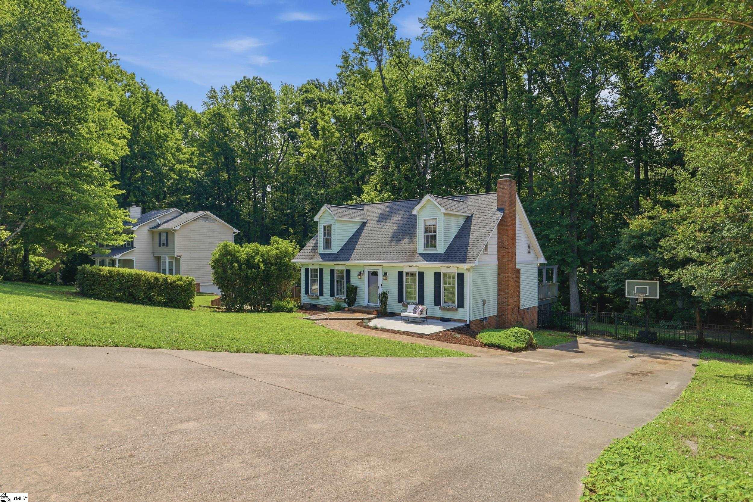106 Buckingham Way Taylors, SC 29687