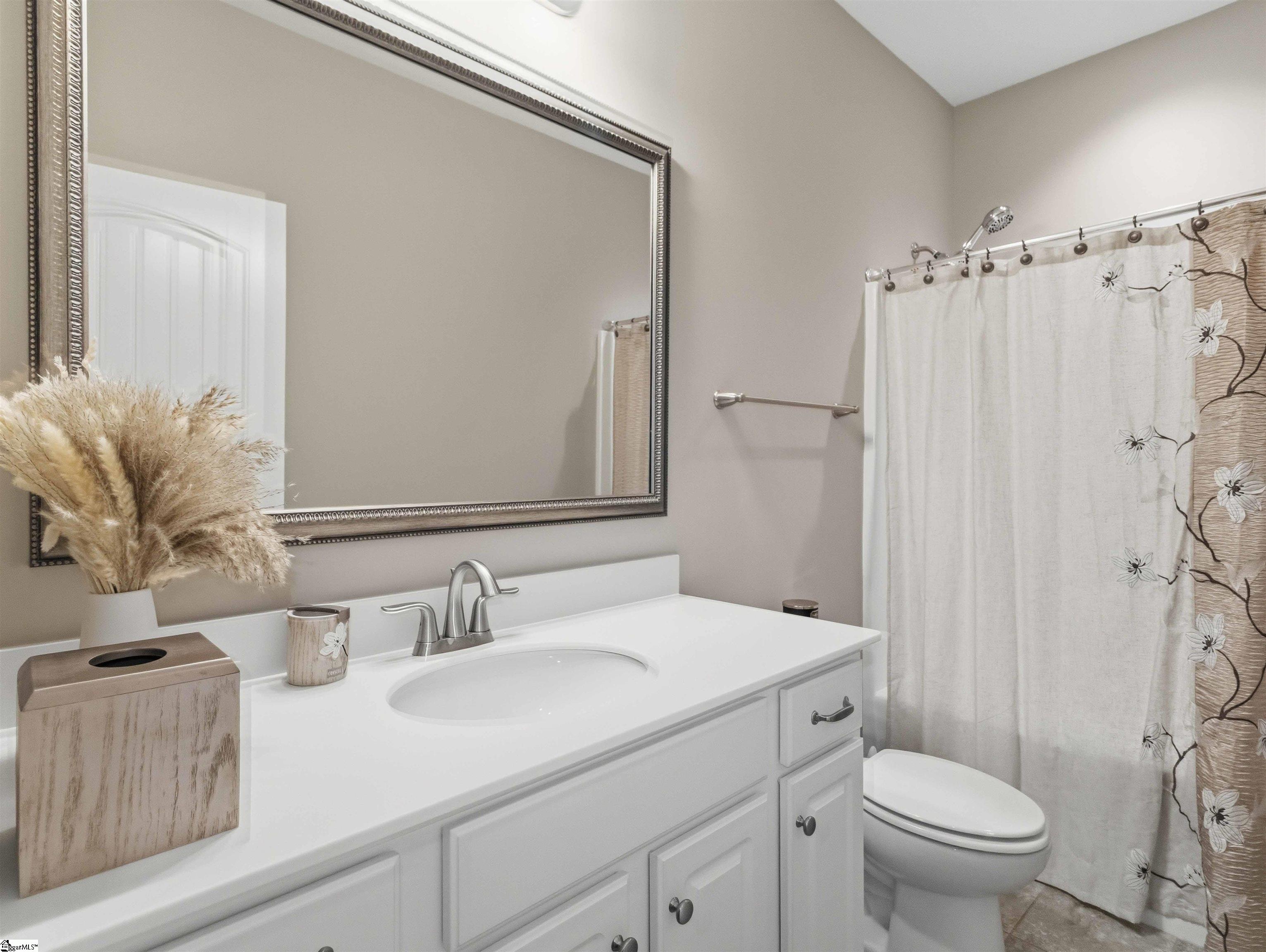 157 W Pyrenees Drive Lyman, SC 29365