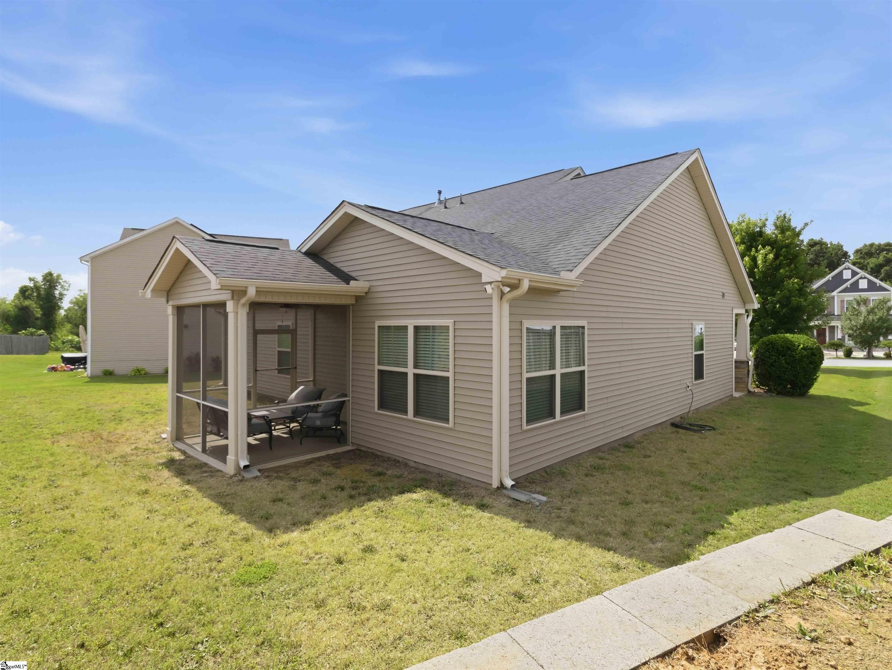 157 W Pyrenees Drive Lyman, SC 29365