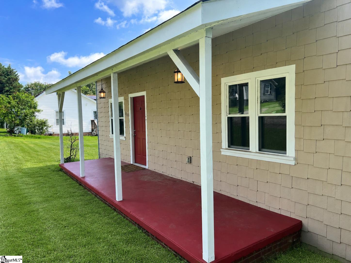 115 E Beattie Street Liberty, SC 29657