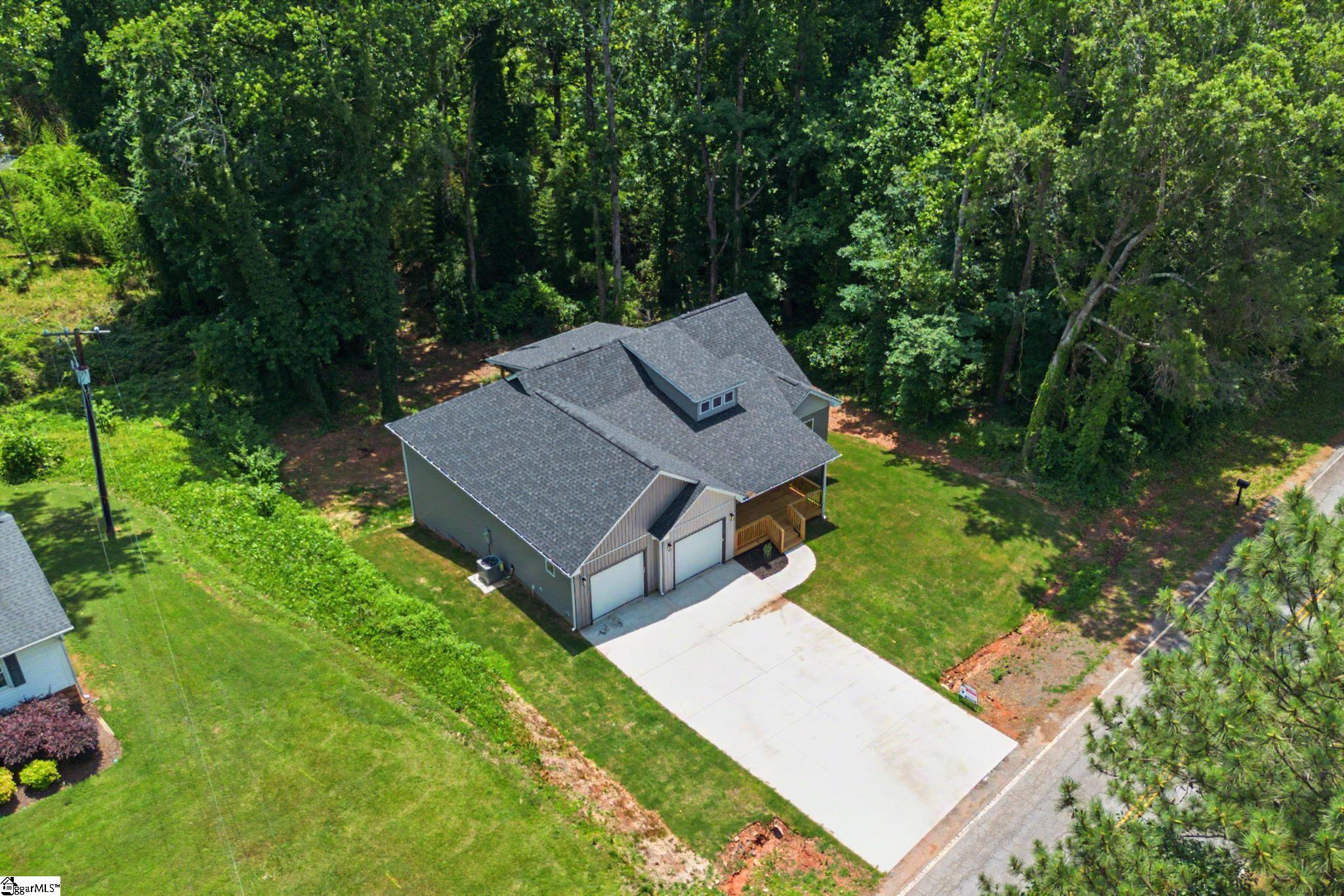 3388 E Croft Circle Spartanburg, SC 29302