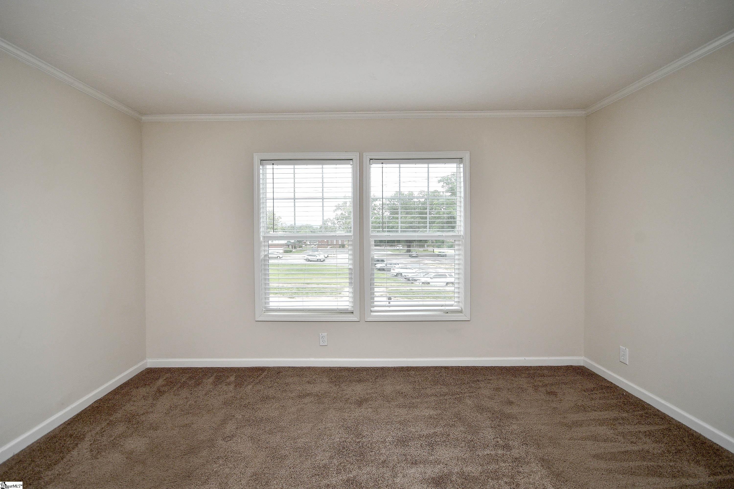 5 Charles Street Greenville, SC 29611