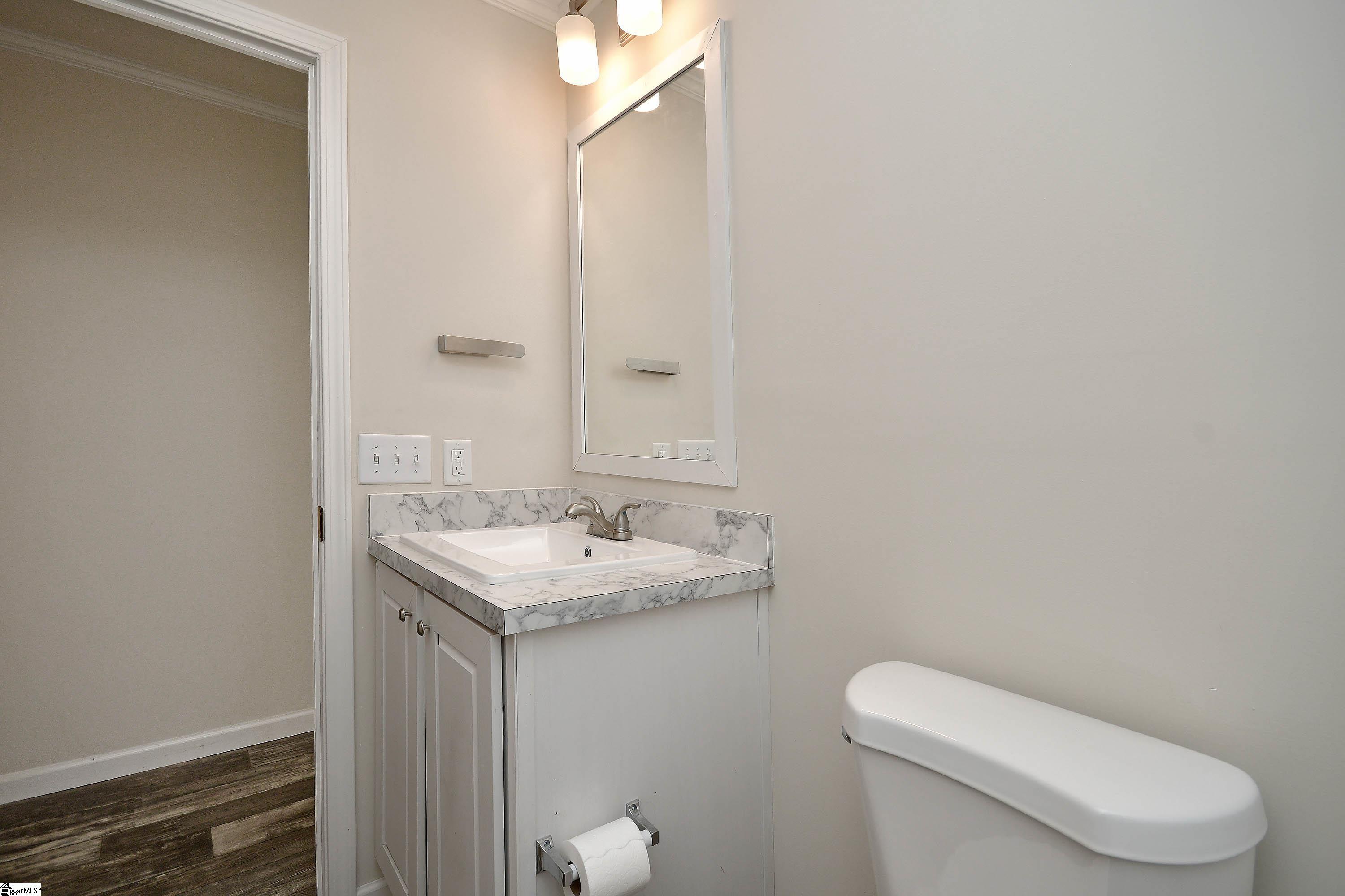 5 Charles Street Greenville, SC 29611