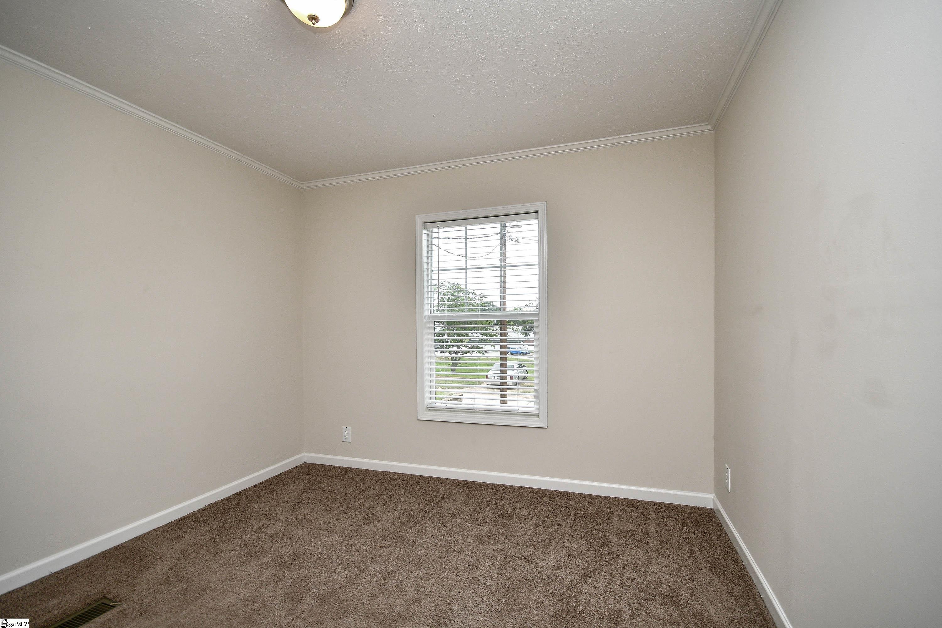 5 Charles Street Greenville, SC 29611