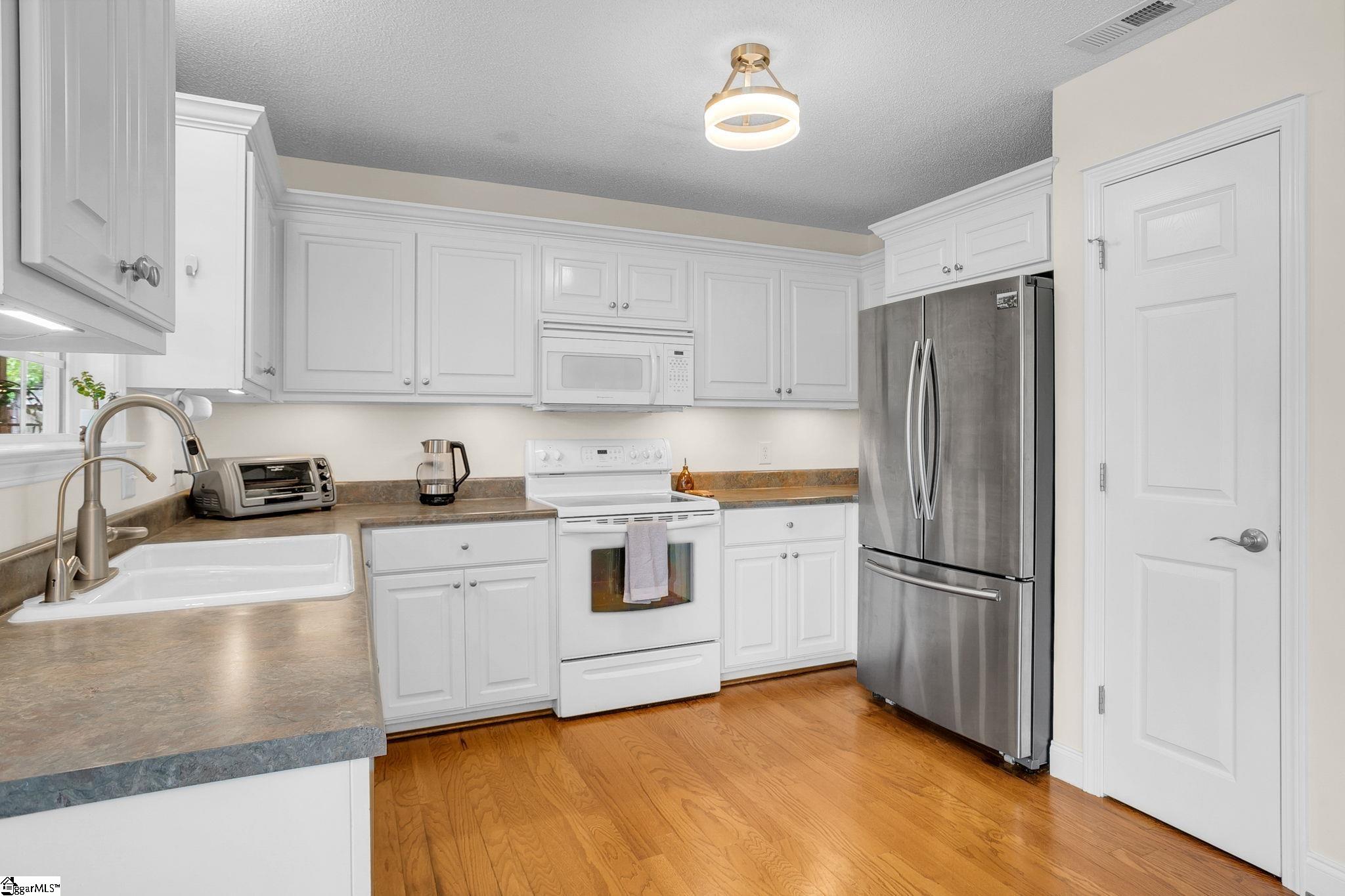 109 Runnymeade Lane Spartanburg, SC 29301