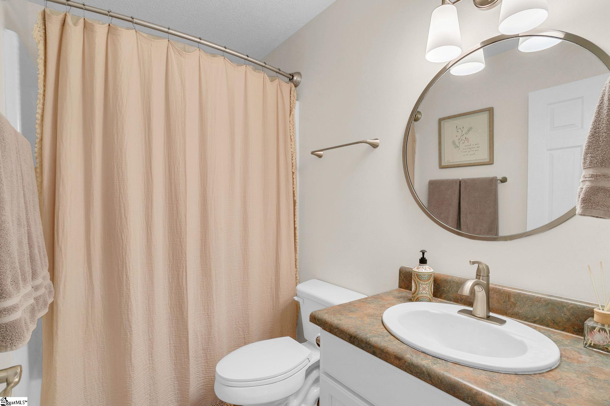 109 Runnymeade Lane Spartanburg, SC 29301