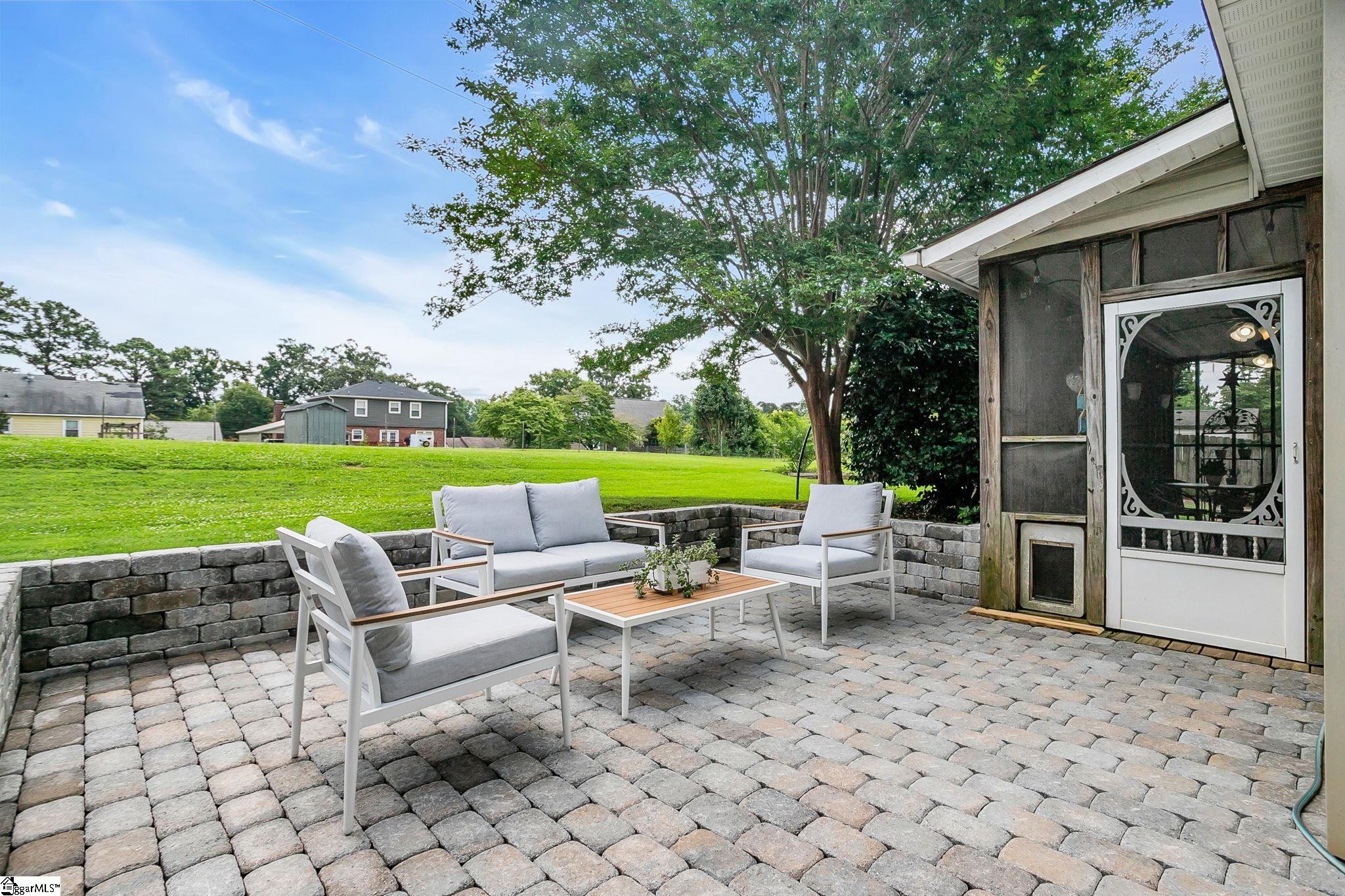109 Runnymeade Lane Spartanburg, SC 29301