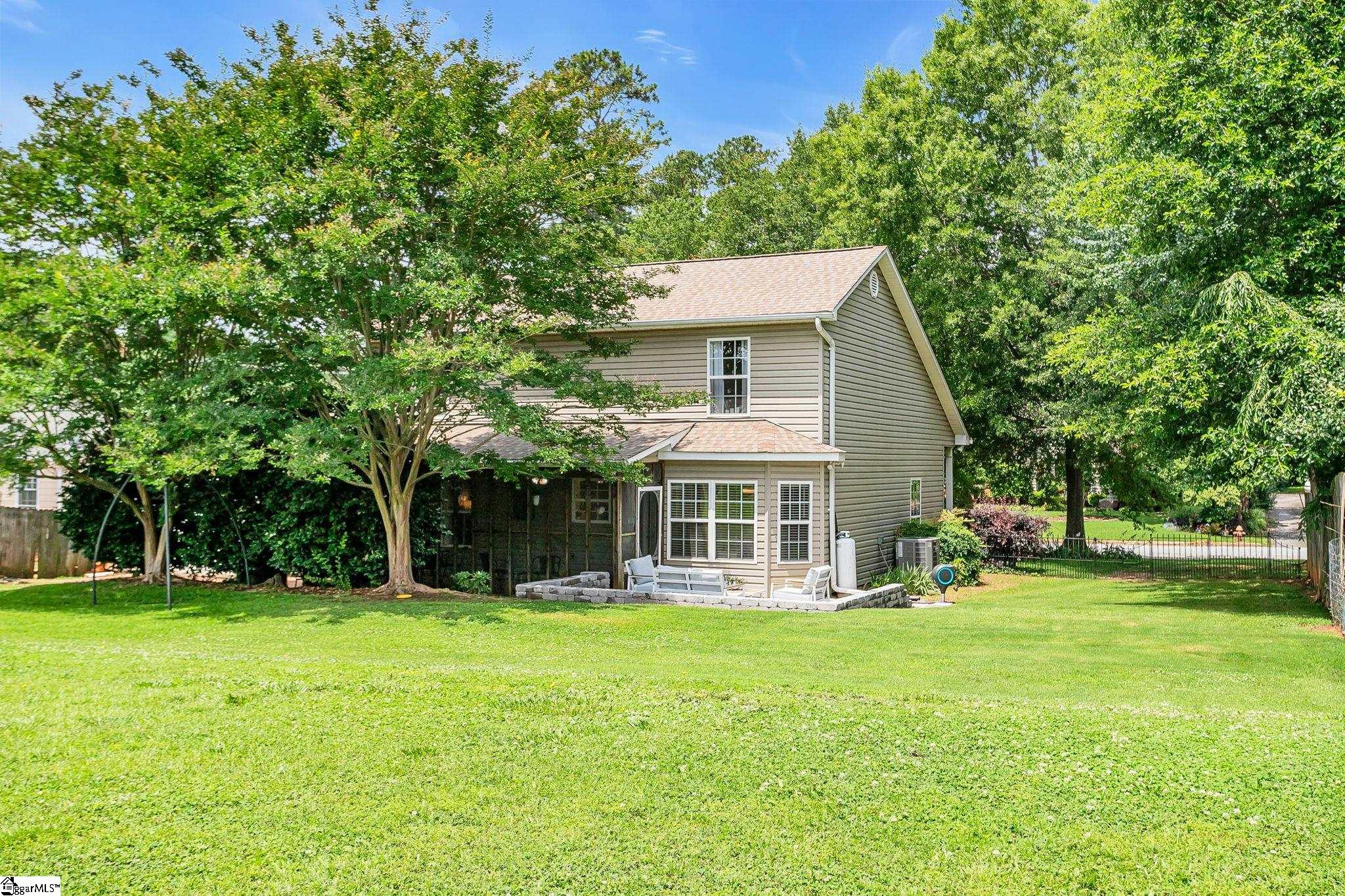 109 Runnymeade Lane Spartanburg, SC 29301