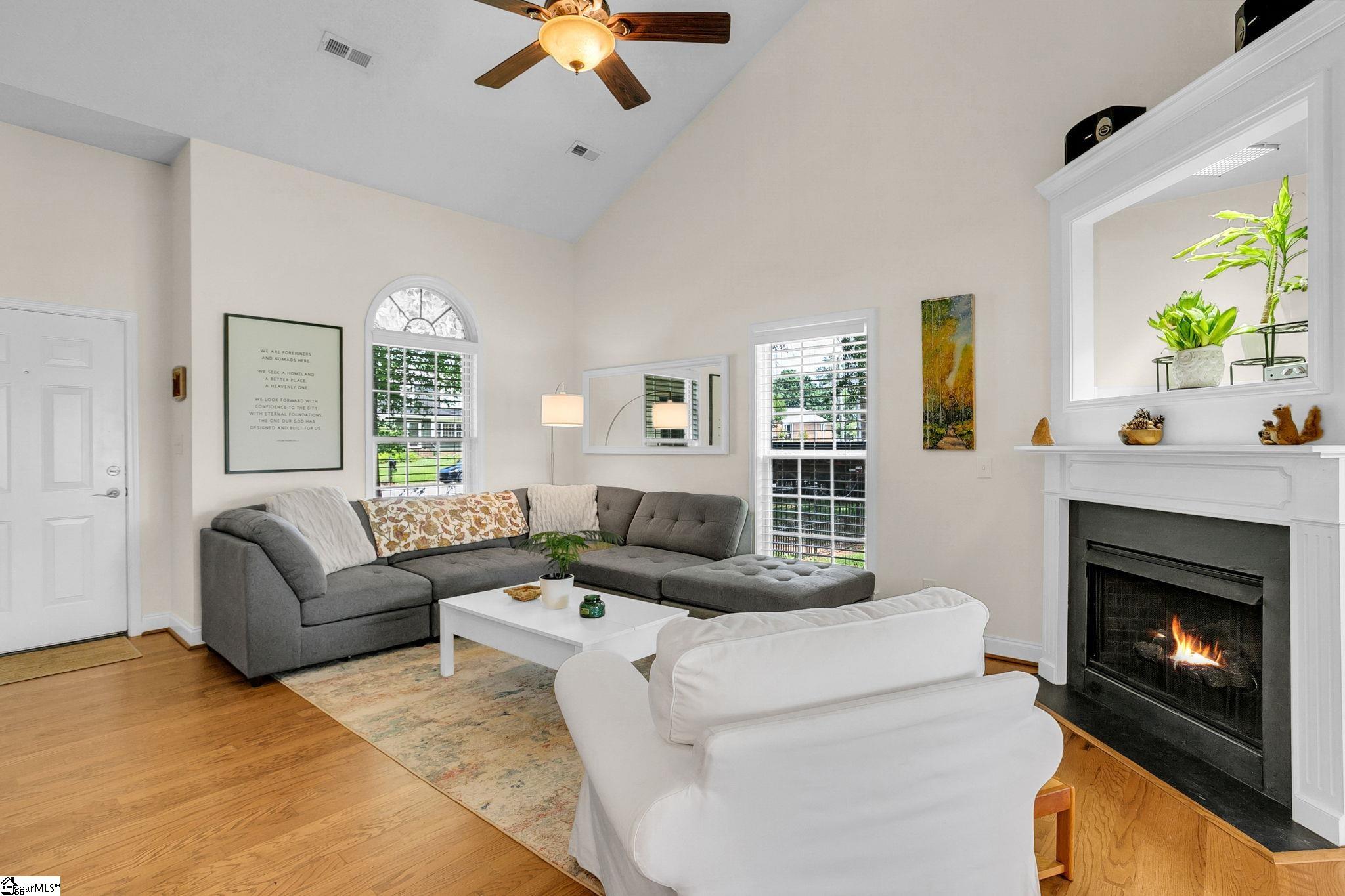 109 Runnymeade Lane Spartanburg, SC 29301