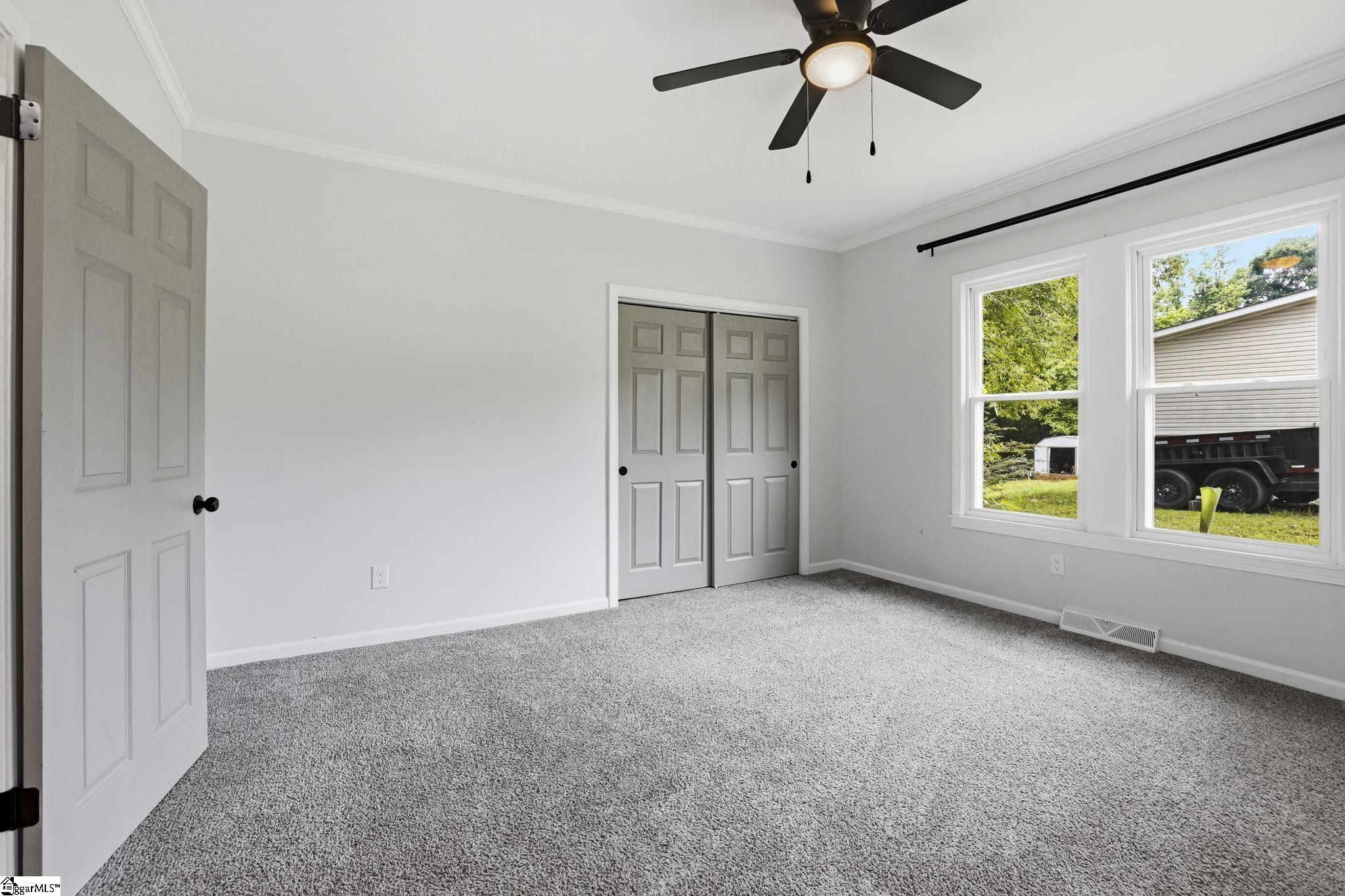 27 Maxie Avenue Greenville, SC 29611