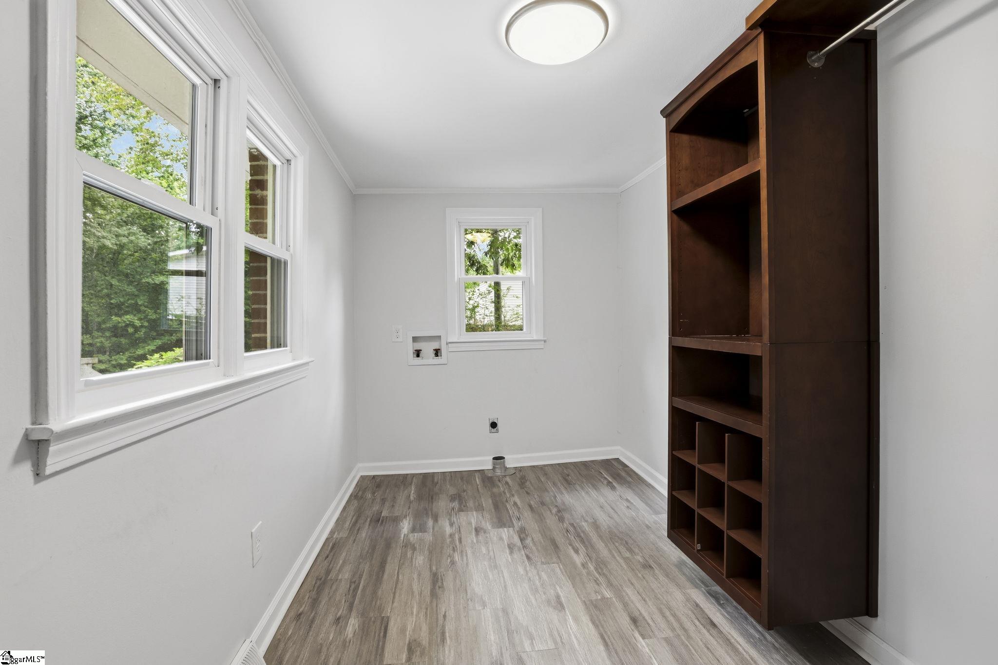 27 Maxie Avenue Greenville, SC 29611