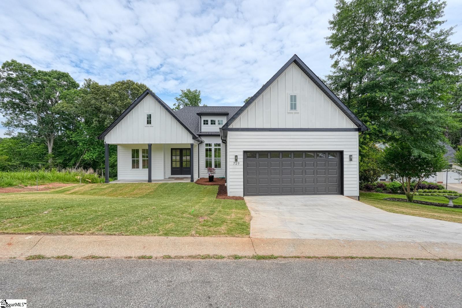 729 Wilson Ferry Road Moore, SC 29369