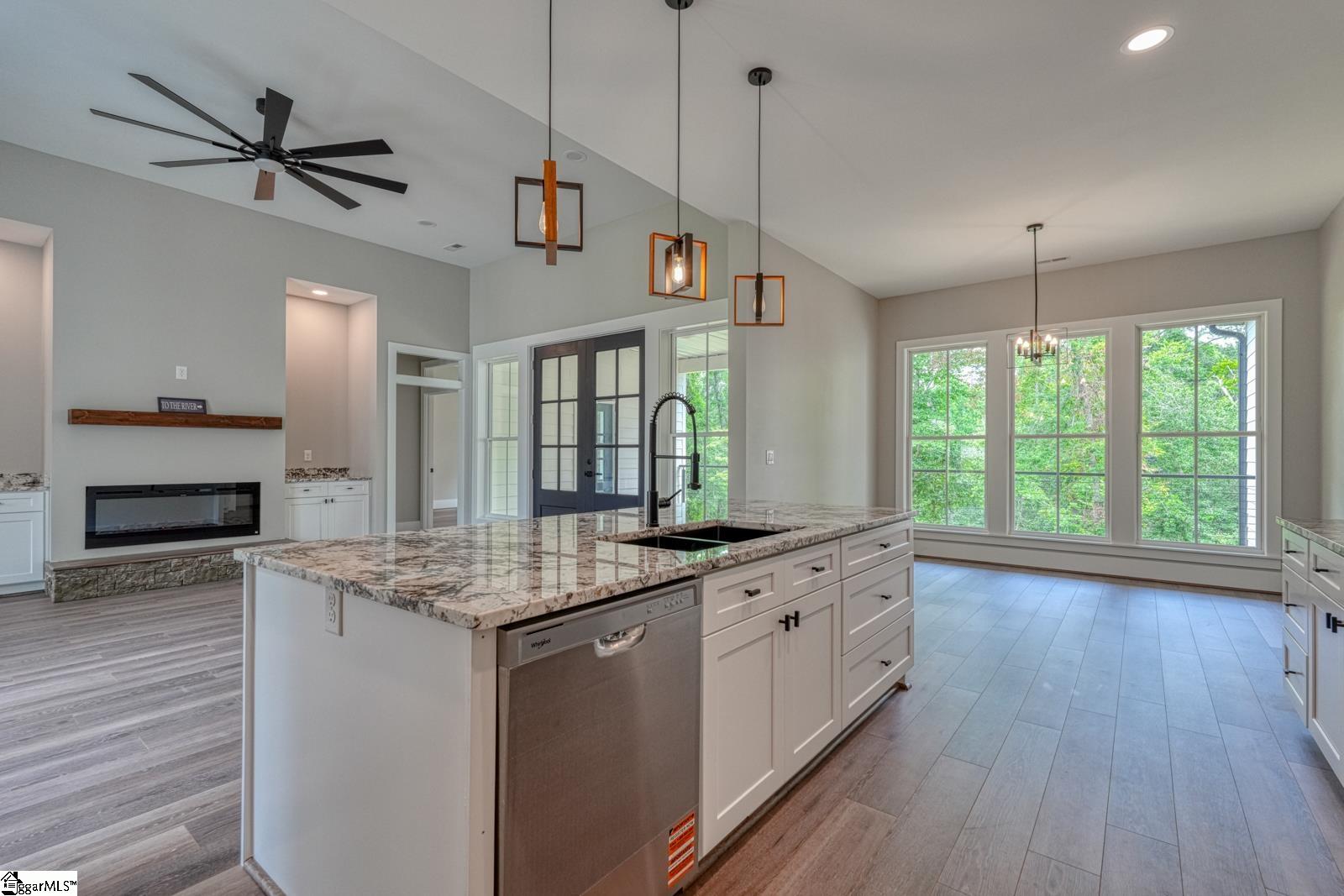 729 Wilson Ferry Road Moore, SC 29369