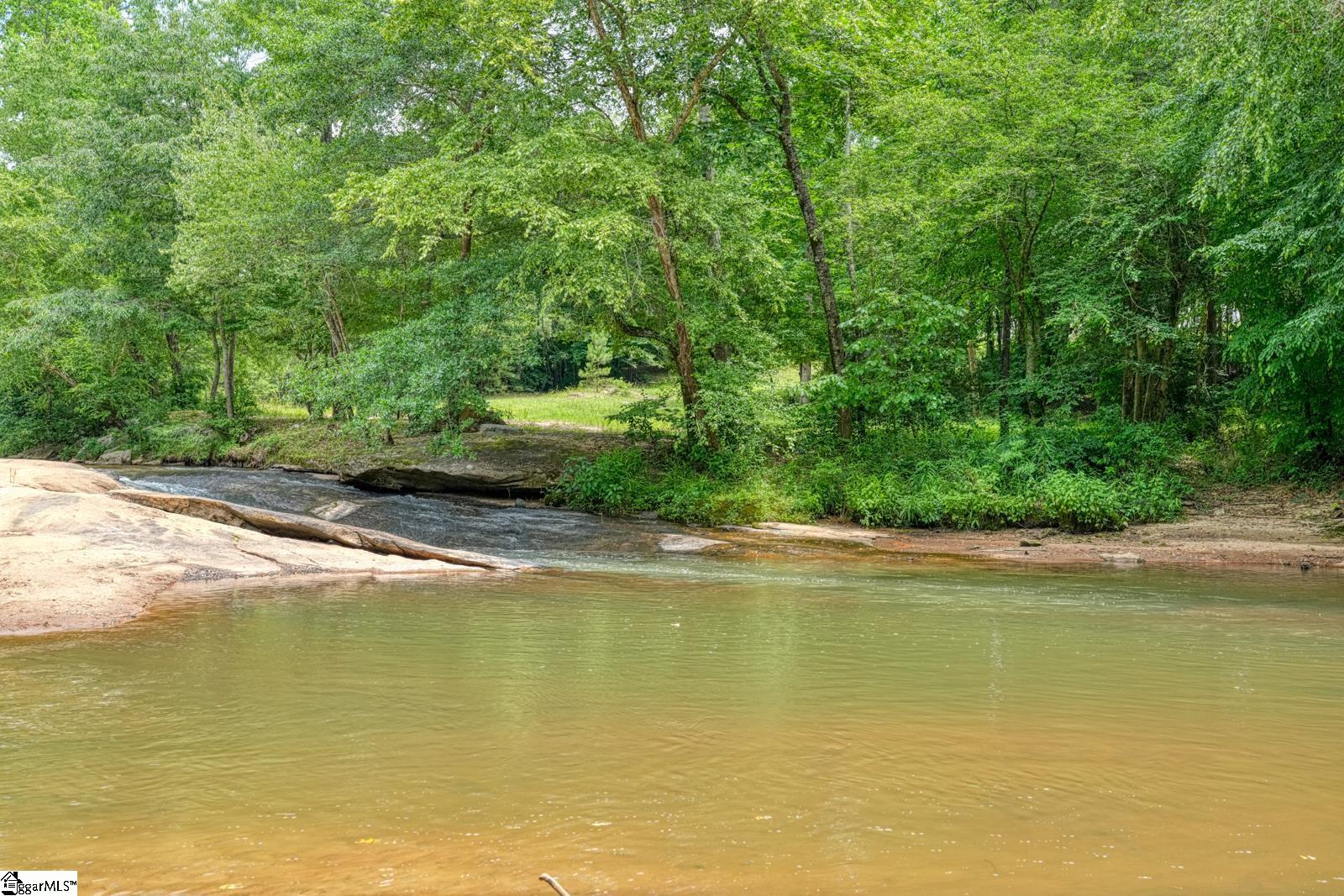 729 Wilson Ferry Road Moore, SC 29369