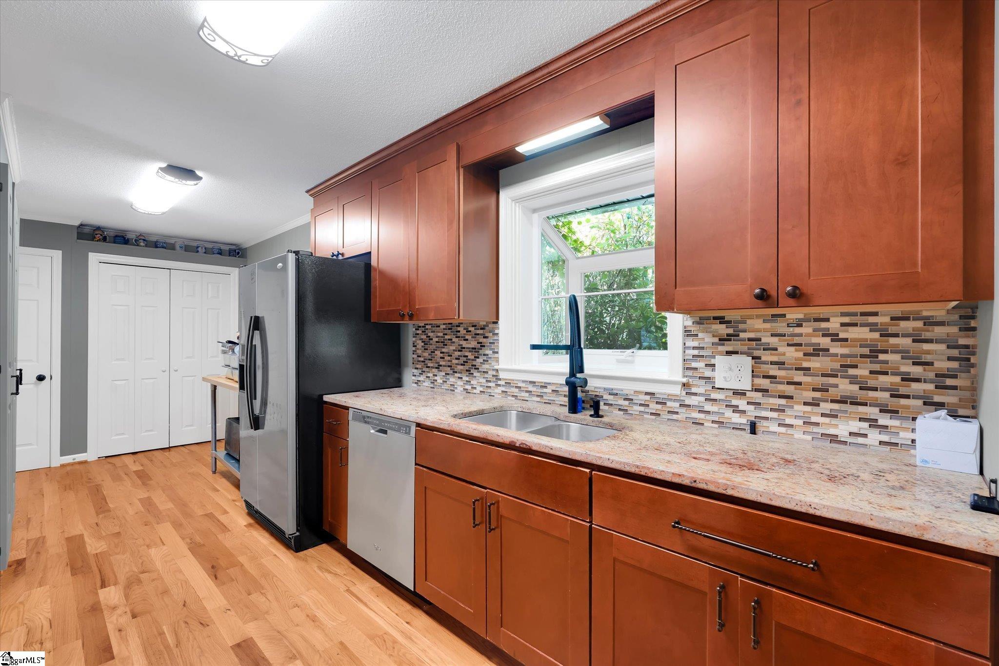 101 Nottingham Way Anderson, SC 29621-3432