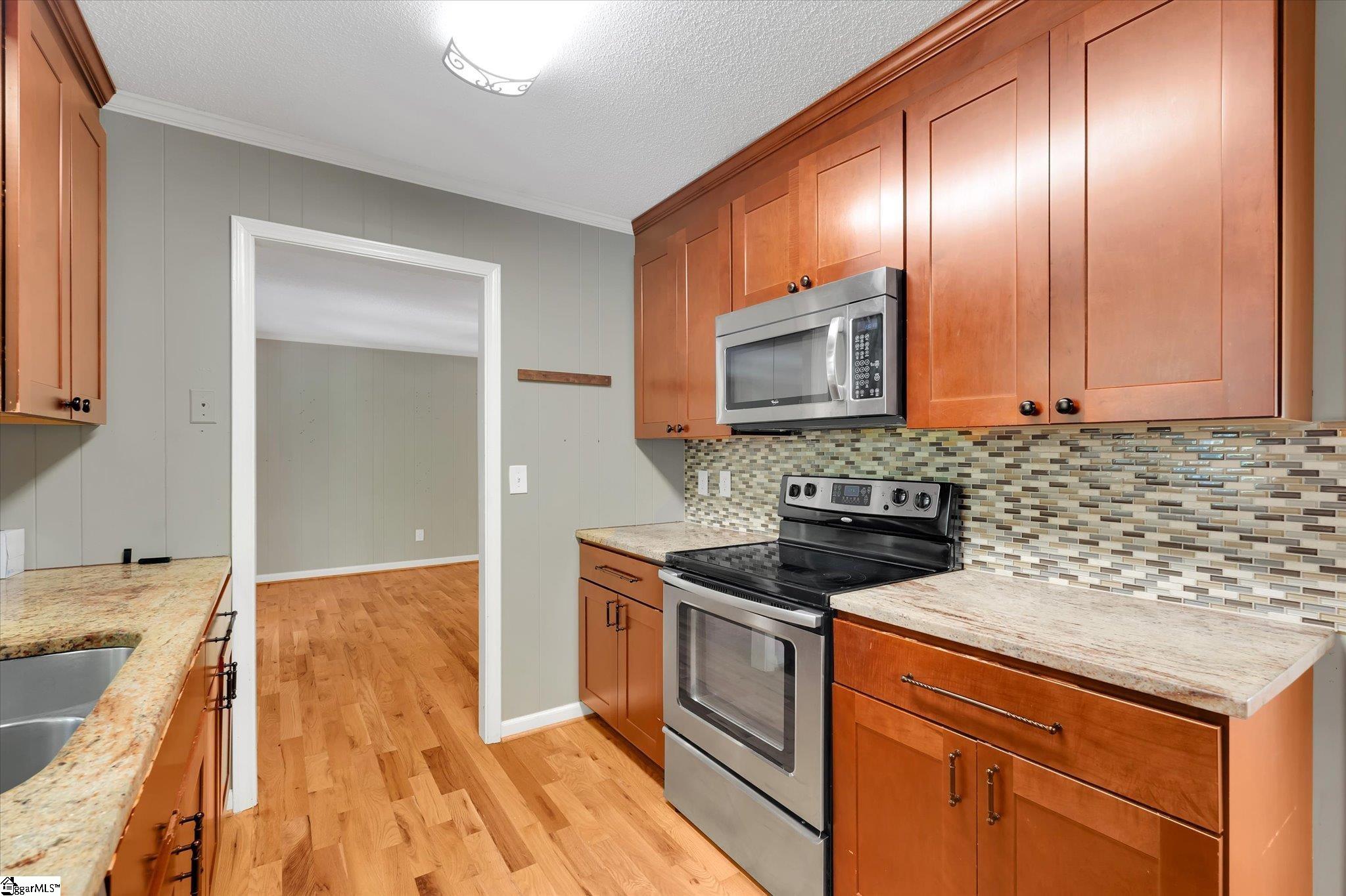101 Nottingham Way Anderson, SC 29621-3432