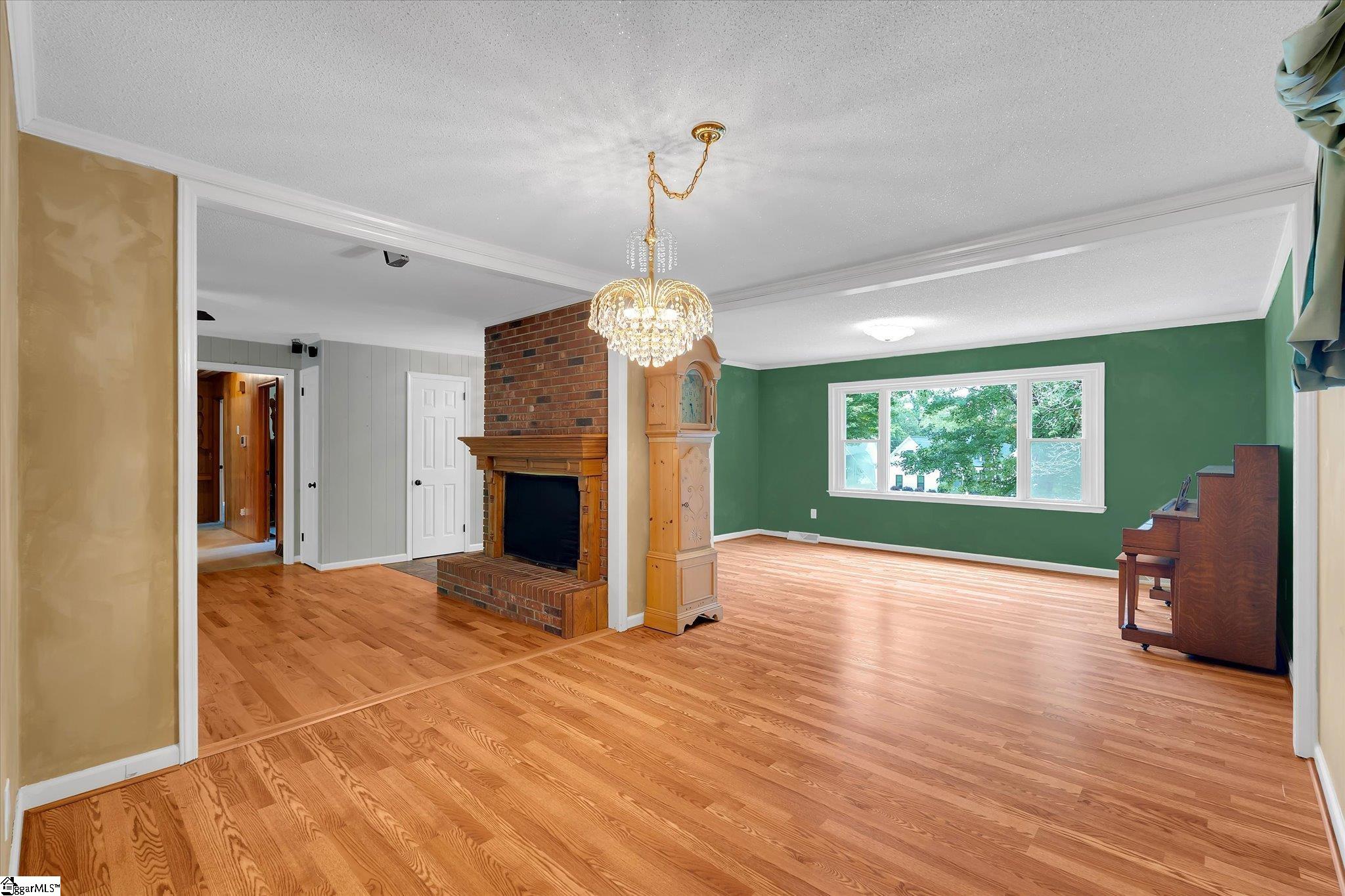 101 Nottingham Way Anderson, SC 29621-3432