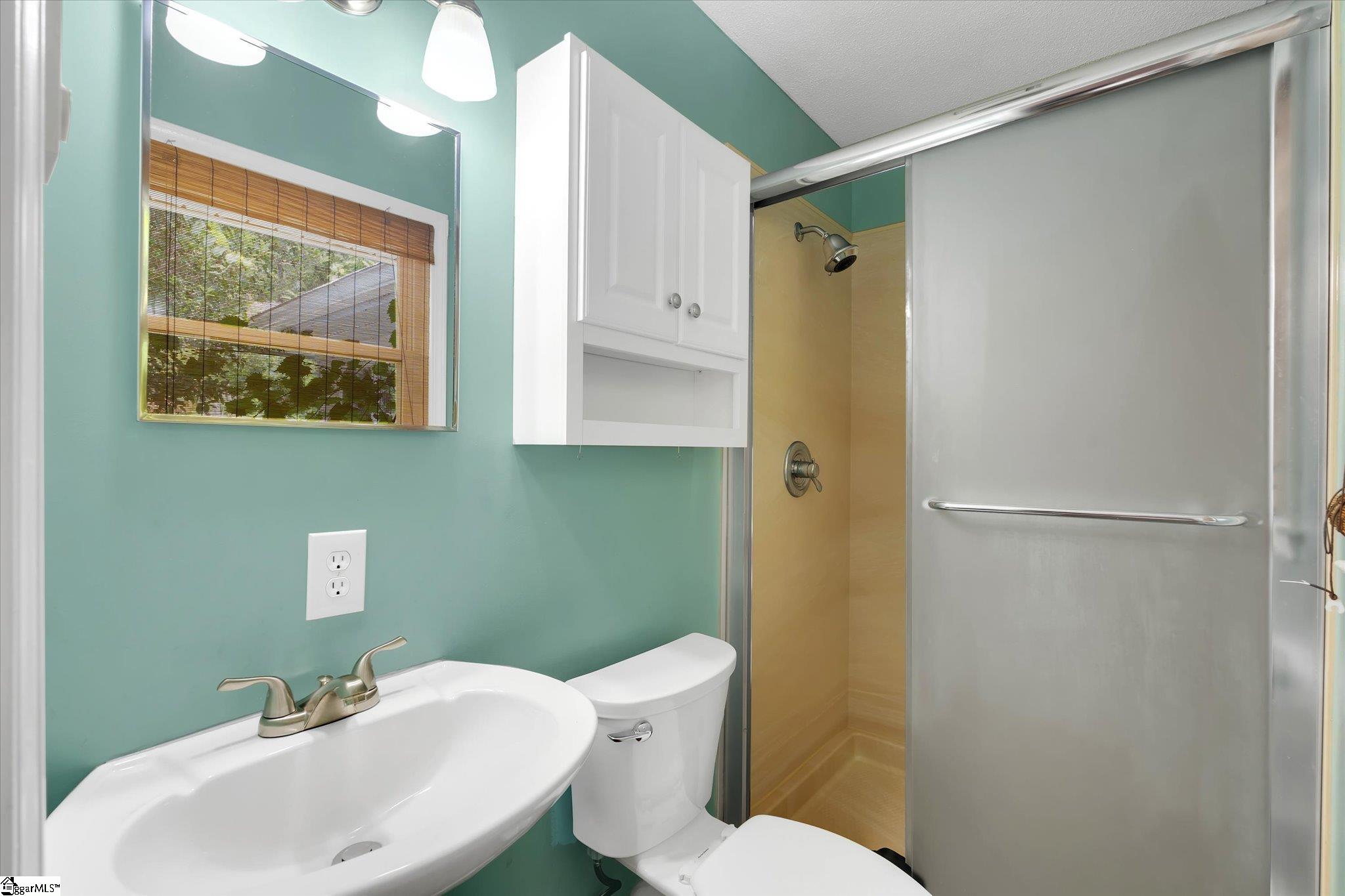 101 Nottingham Way Anderson, SC 29621-3432