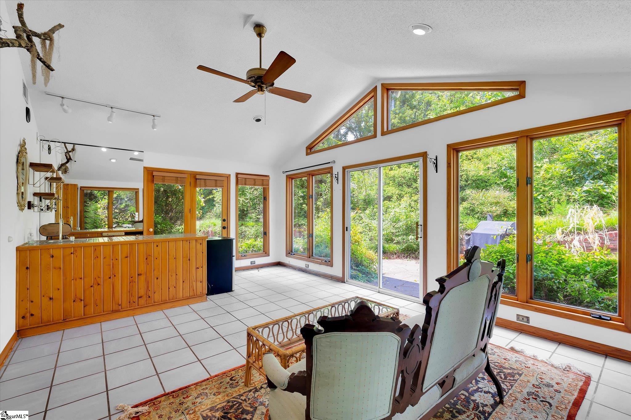 101 Nottingham Way Anderson, SC 29621-3432