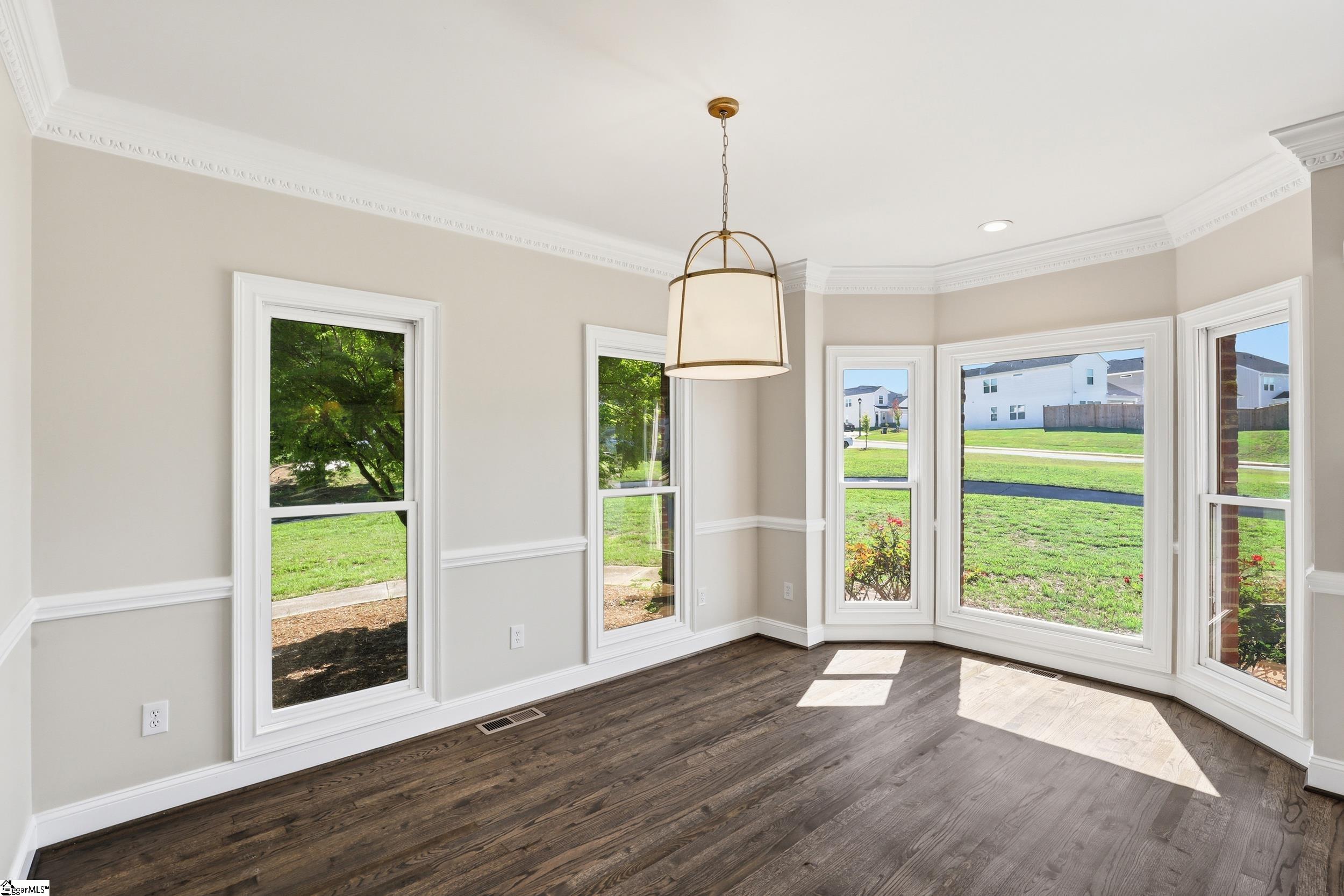 306 Forestglade Lane Simpsonville, SC 29680