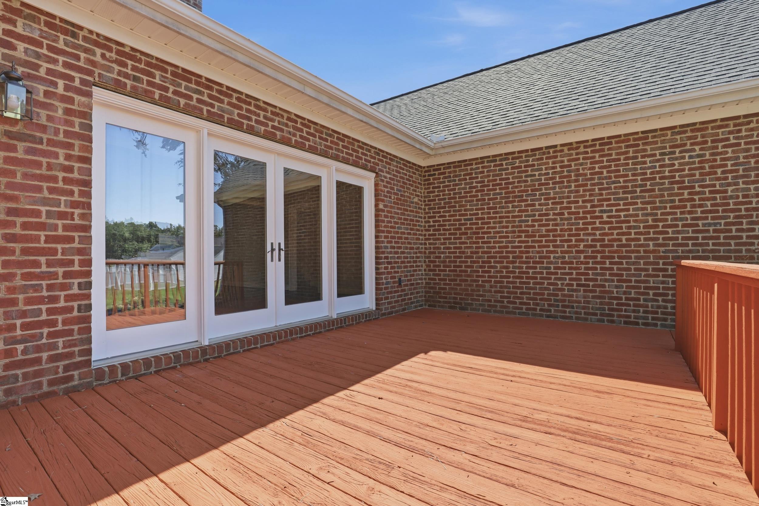 306 Forestglade Lane Simpsonville, SC 29680