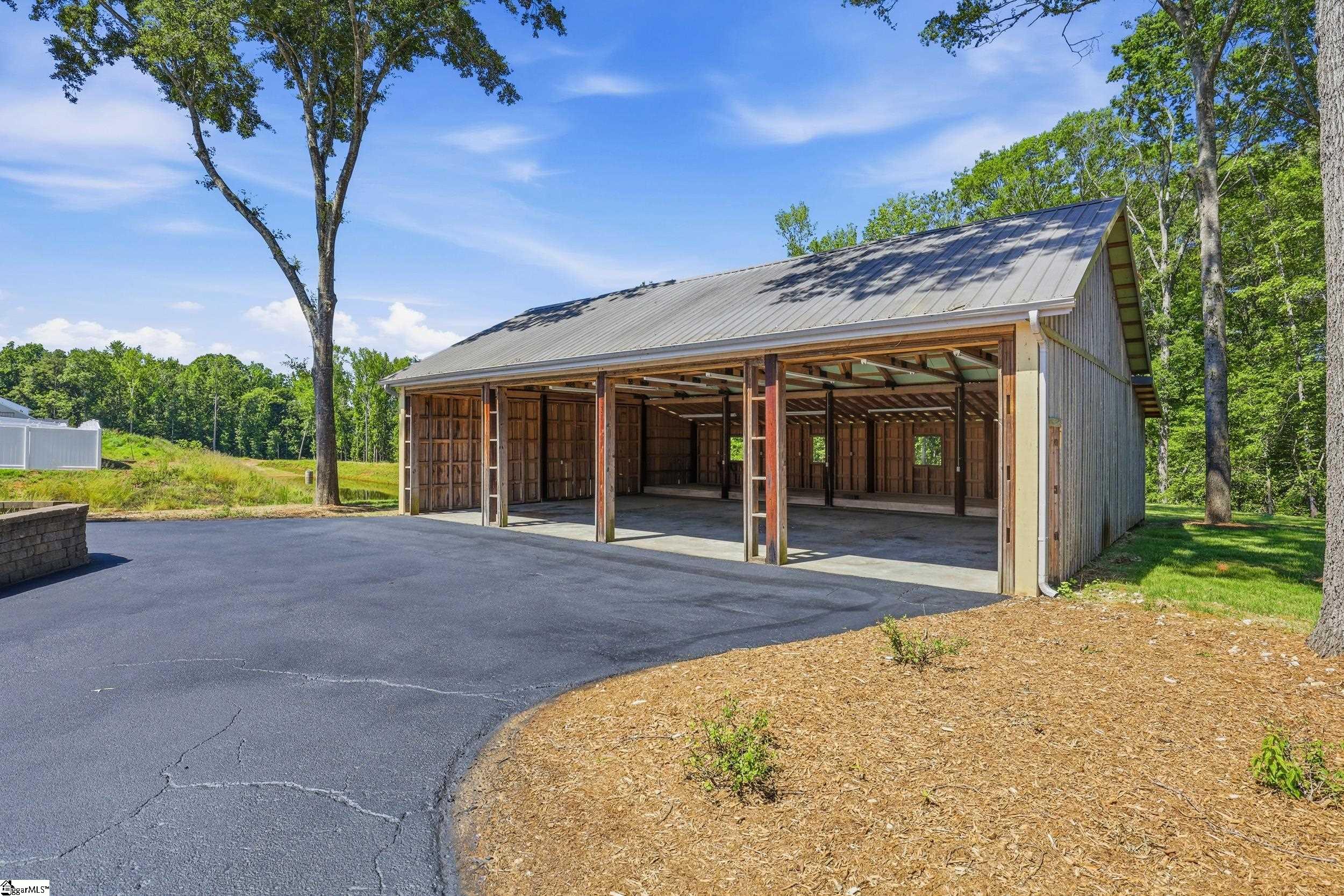306 Forestglade Lane Simpsonville, SC 29680