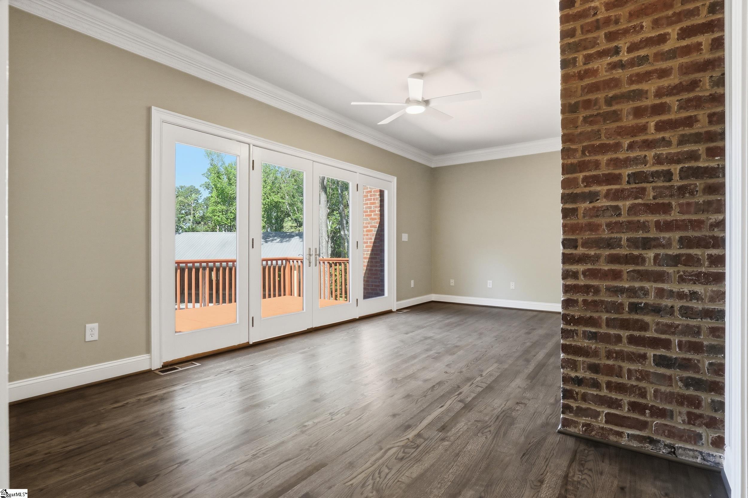 306 Forestglade Lane Simpsonville, SC 29680