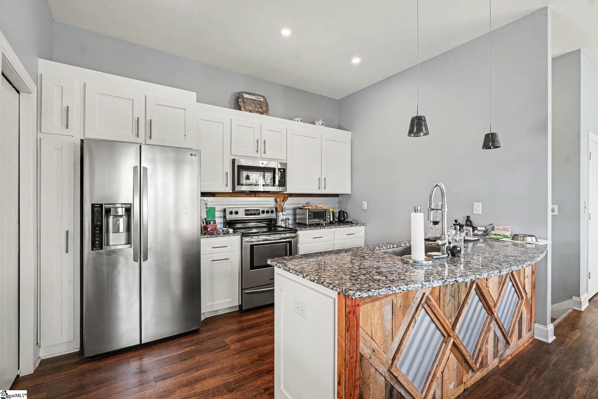 364 Buck Creek Road Chesnee, SC 29323
